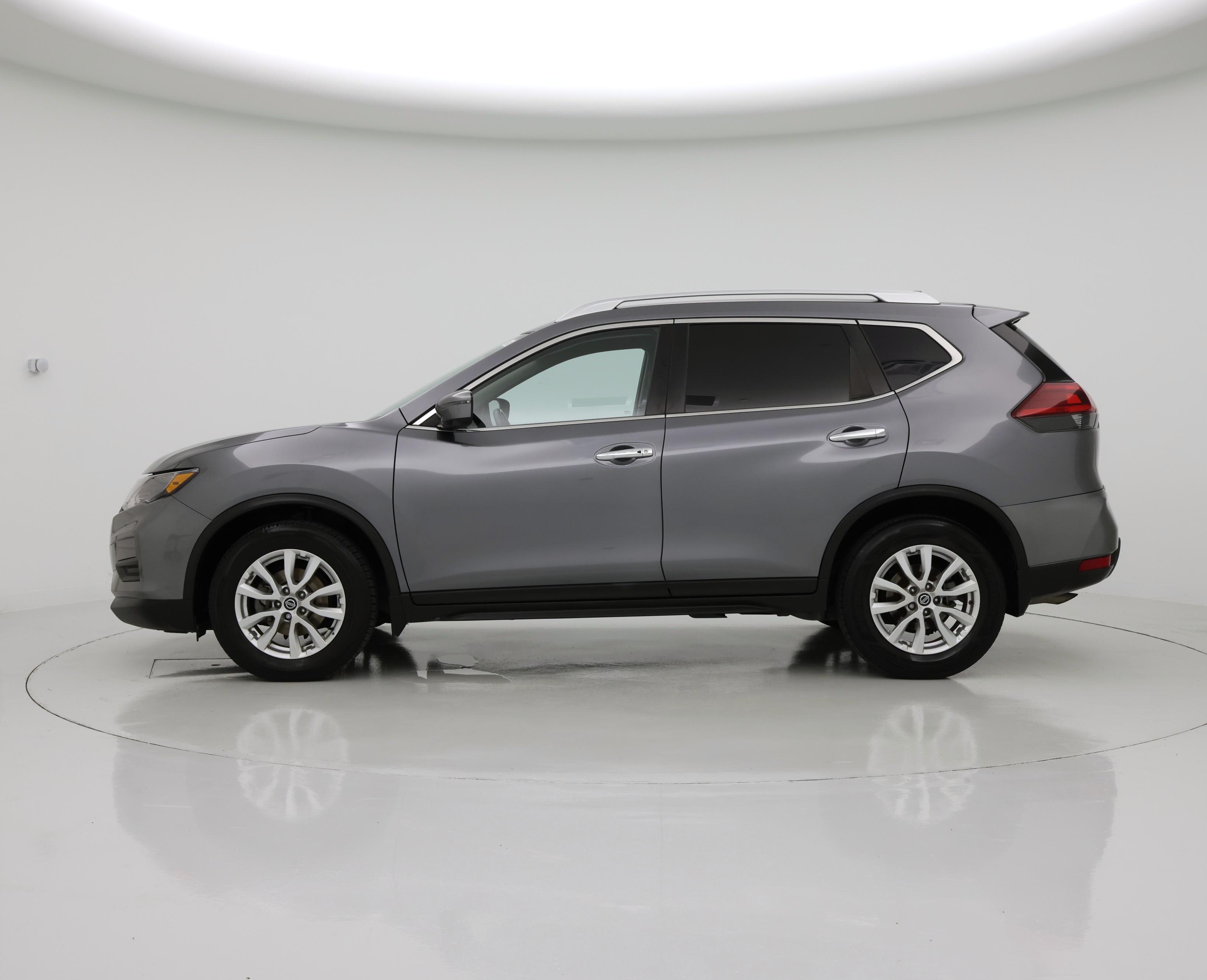 Thumbnail: 2018 Nissan Rogue - 3