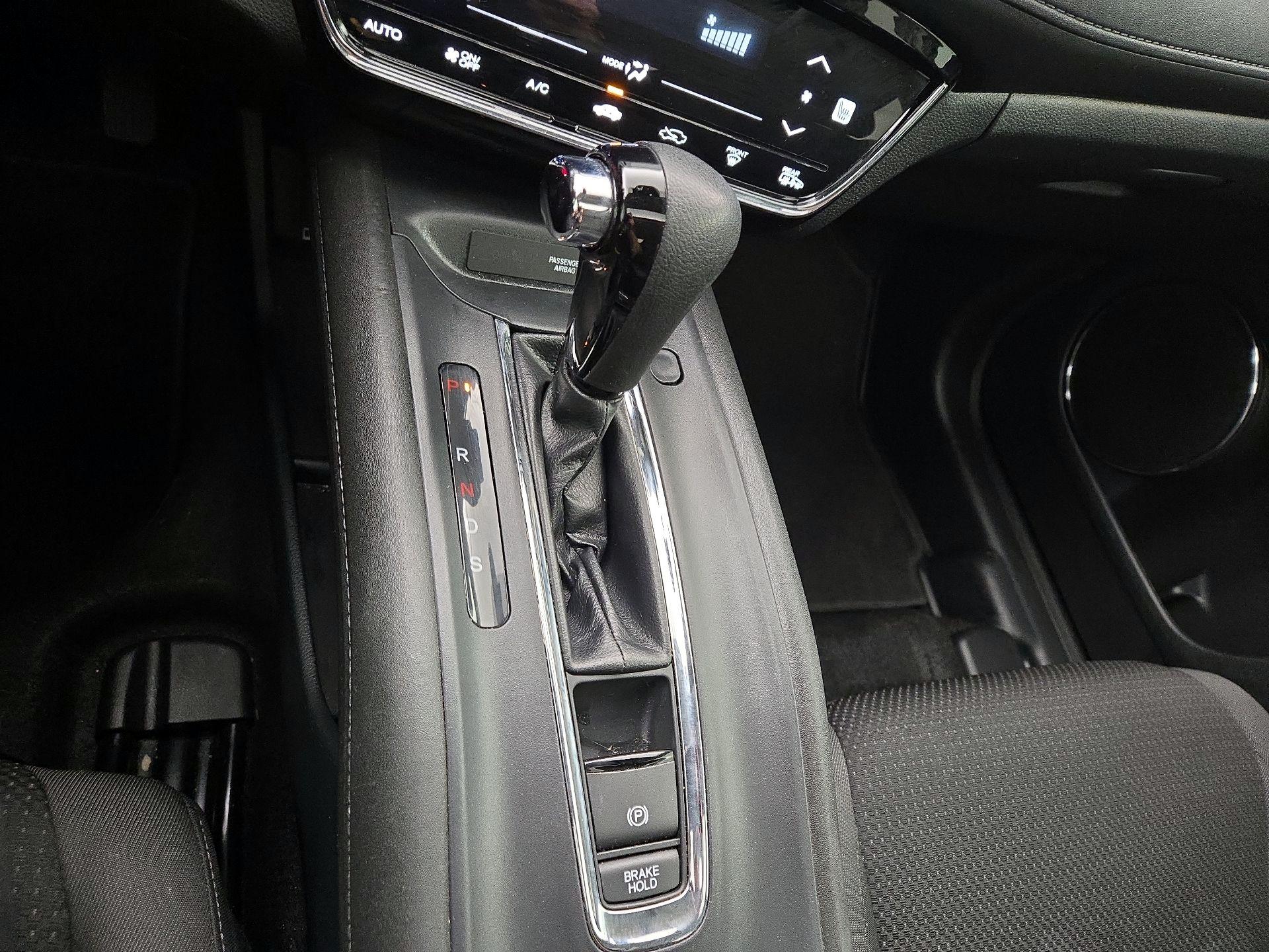 Thumbnail: 2022 Honda HR-V - 17