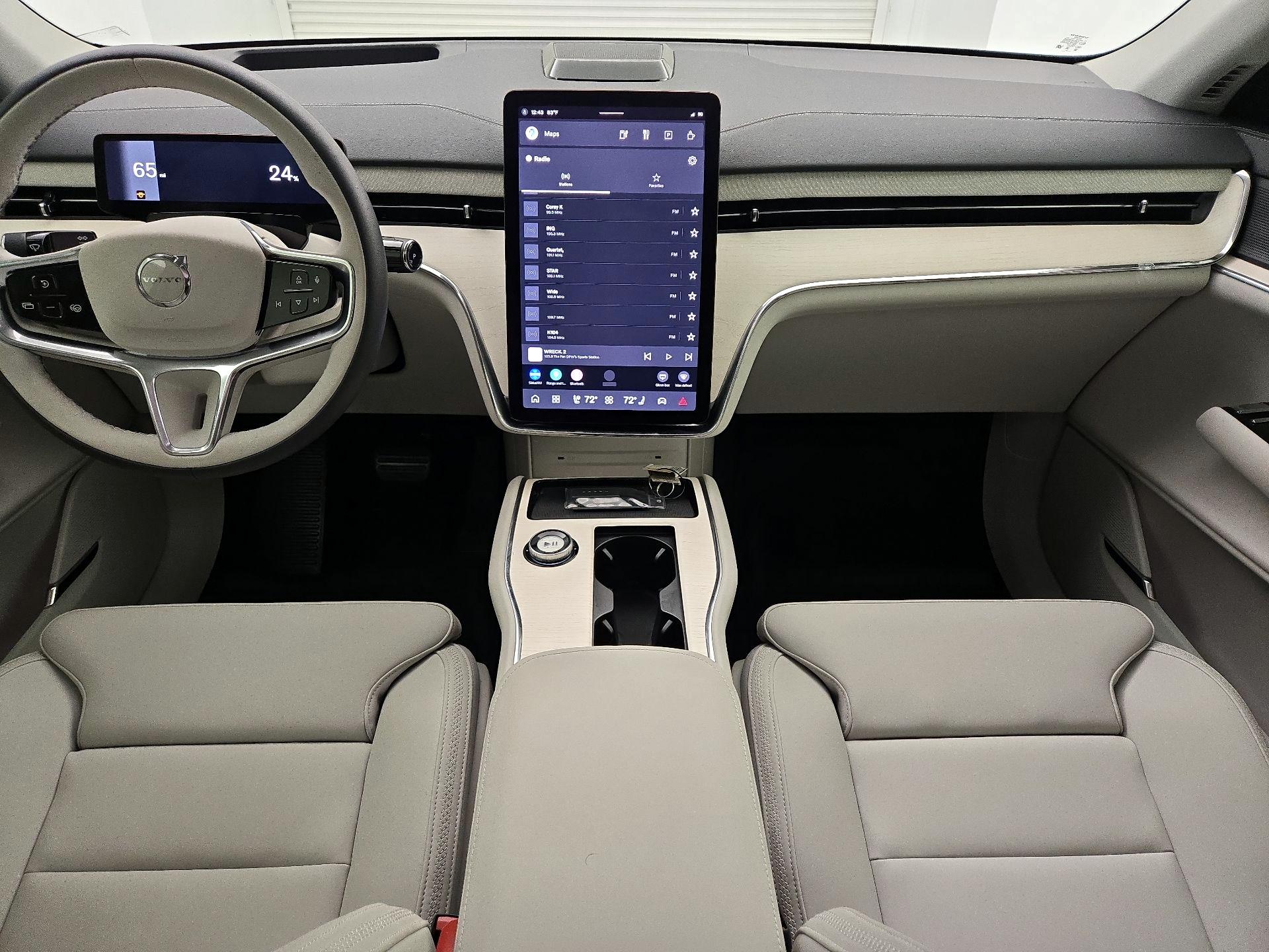 Thumbnail: 2025 Volvo EX90 - 9