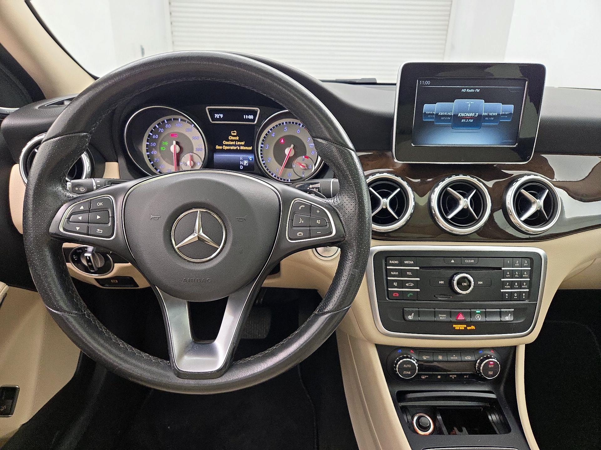 Thumbnail: 2017 Mercedes-Benz GLA - 10