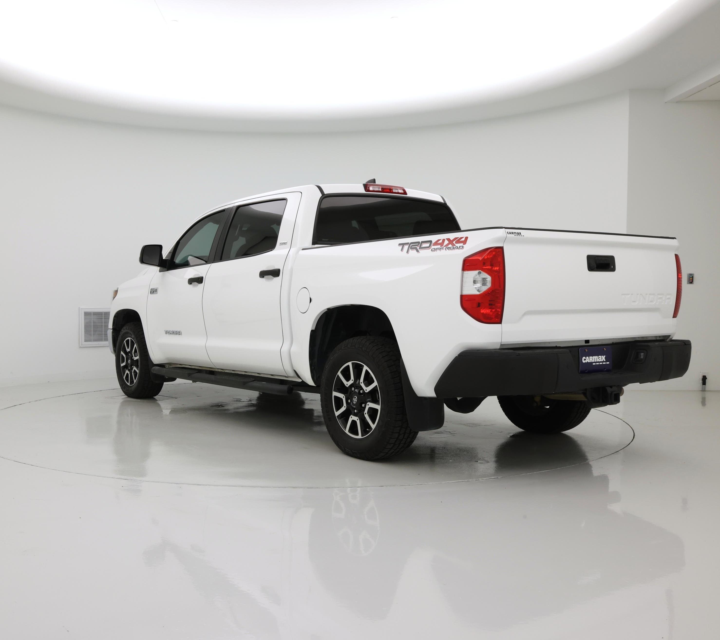 Thumbnail: 2020 Toyota Tundra - 2