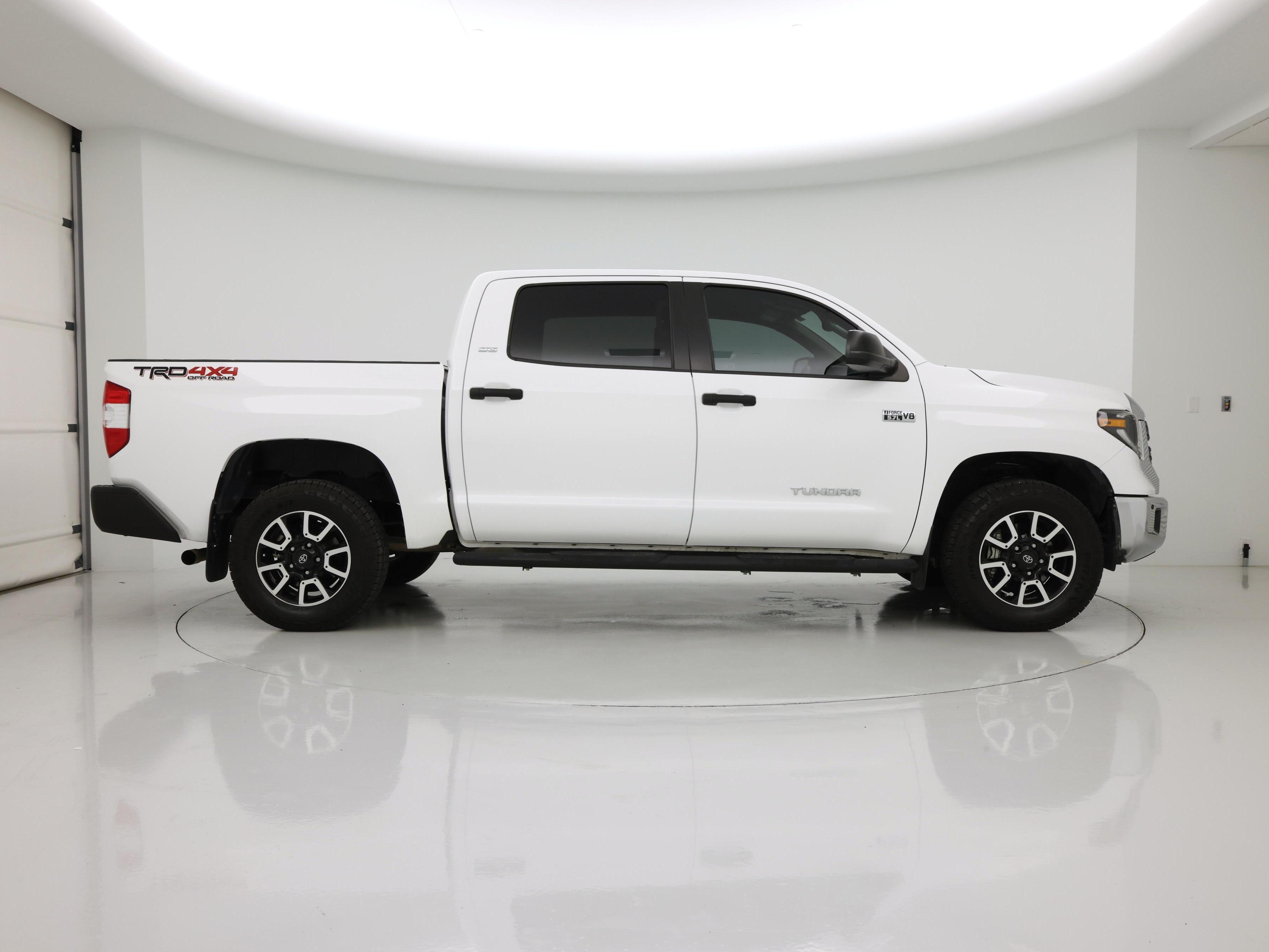 Thumbnail: 2020 Toyota Tundra - 7