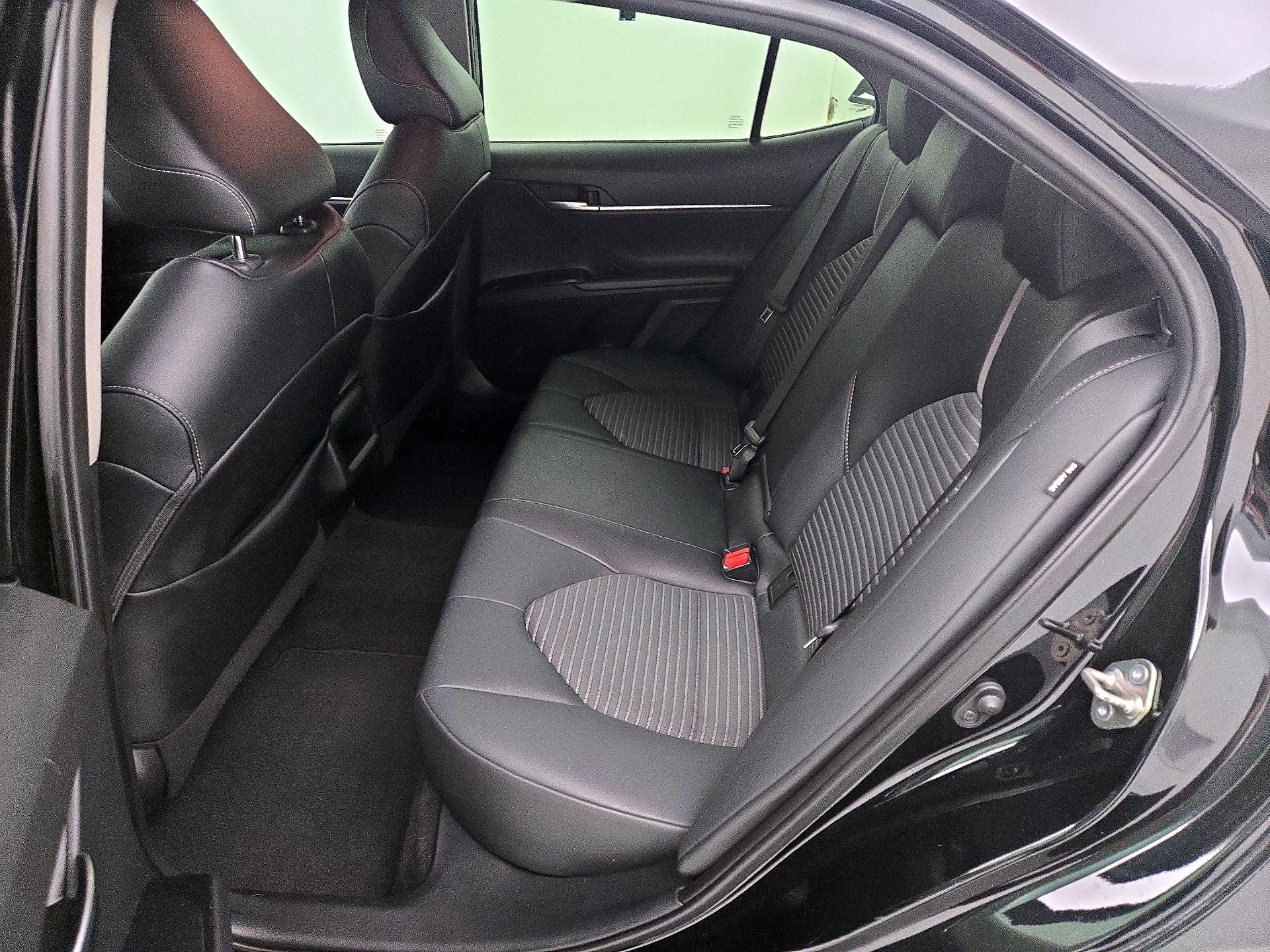 Thumbnail: 2020 Toyota Camry - 19