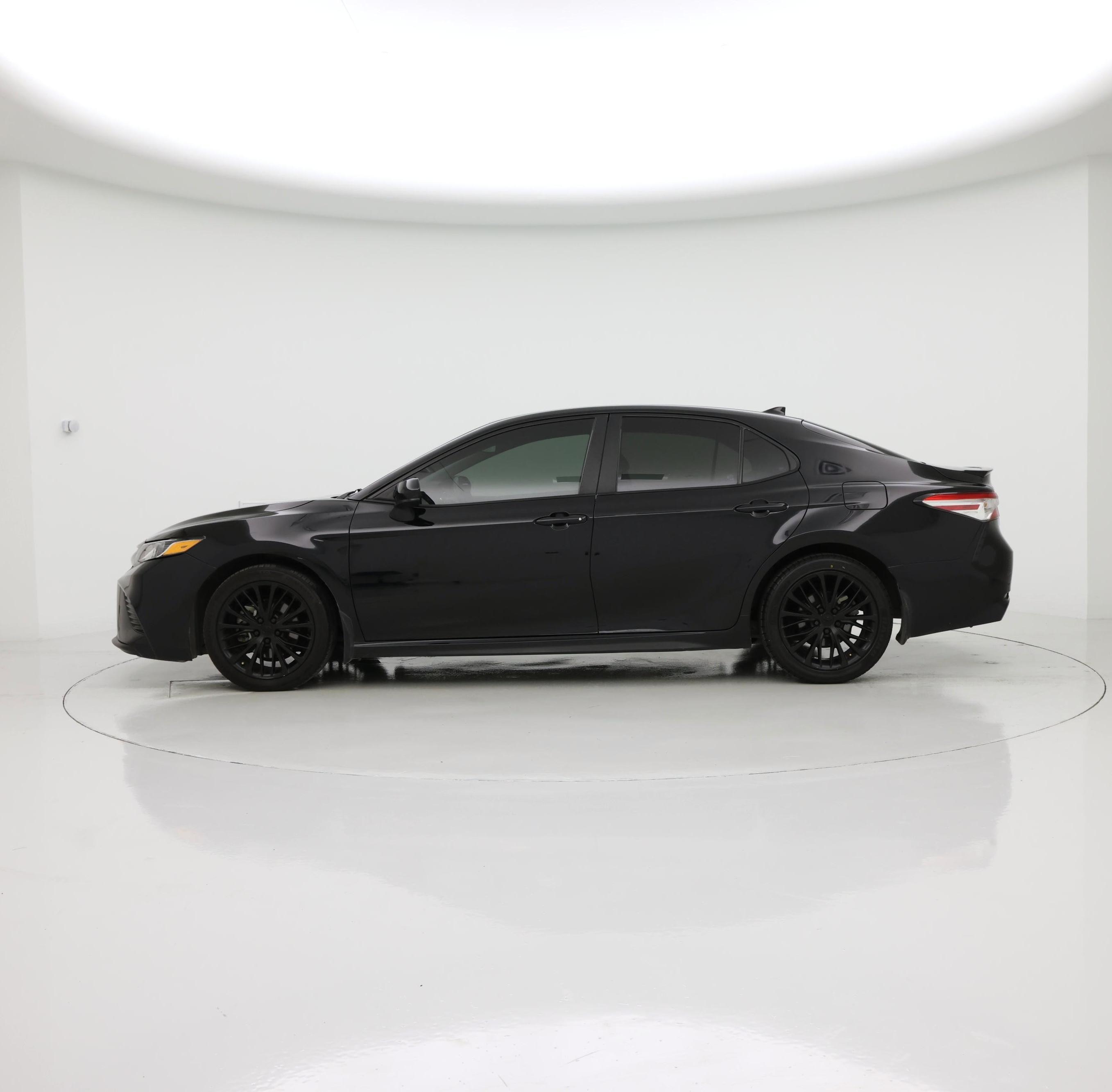 Thumbnail: 2020 Toyota Camry - 3