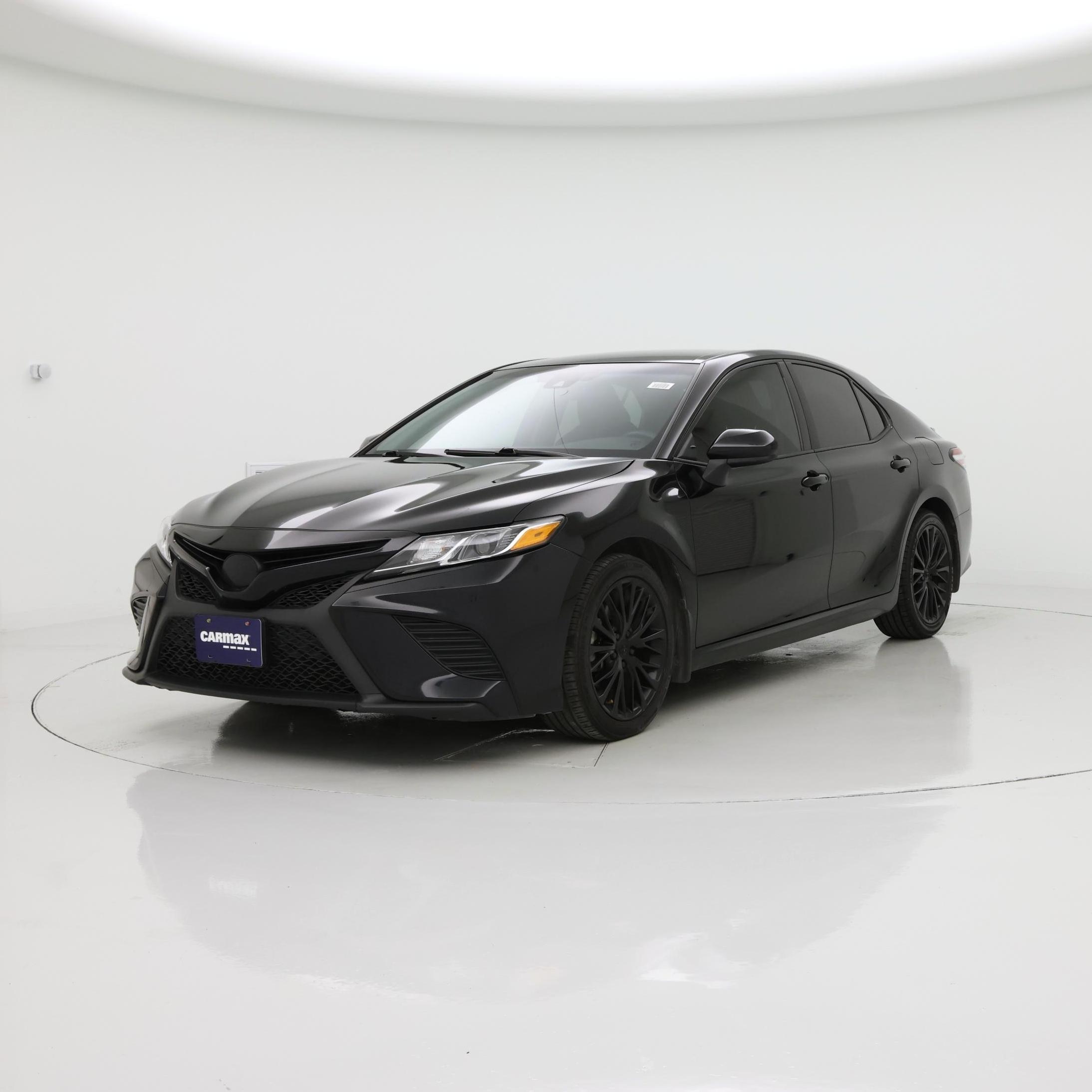 Thumbnail: 2020 Toyota Camry - 4