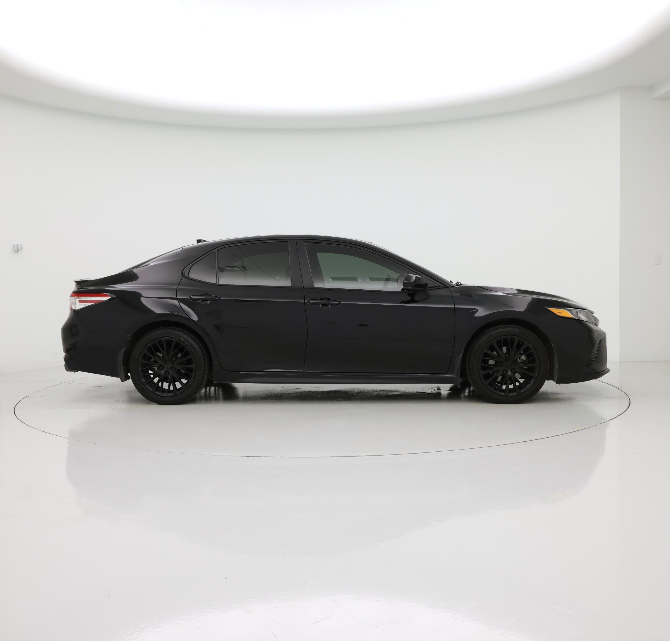 Thumbnail: 2020 Toyota Camry - 7