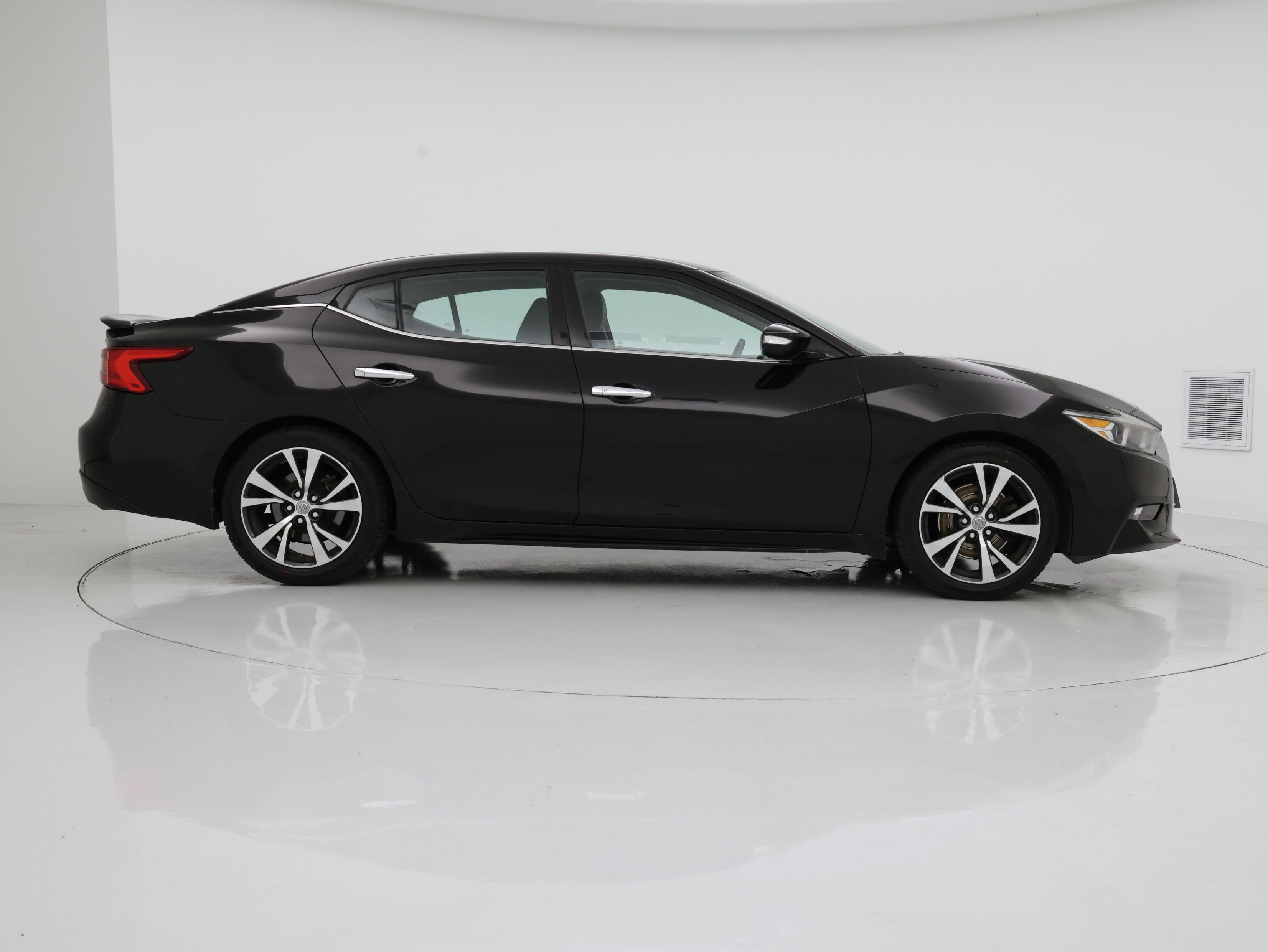 Thumbnail: 2017 Nissan Maxima - 7