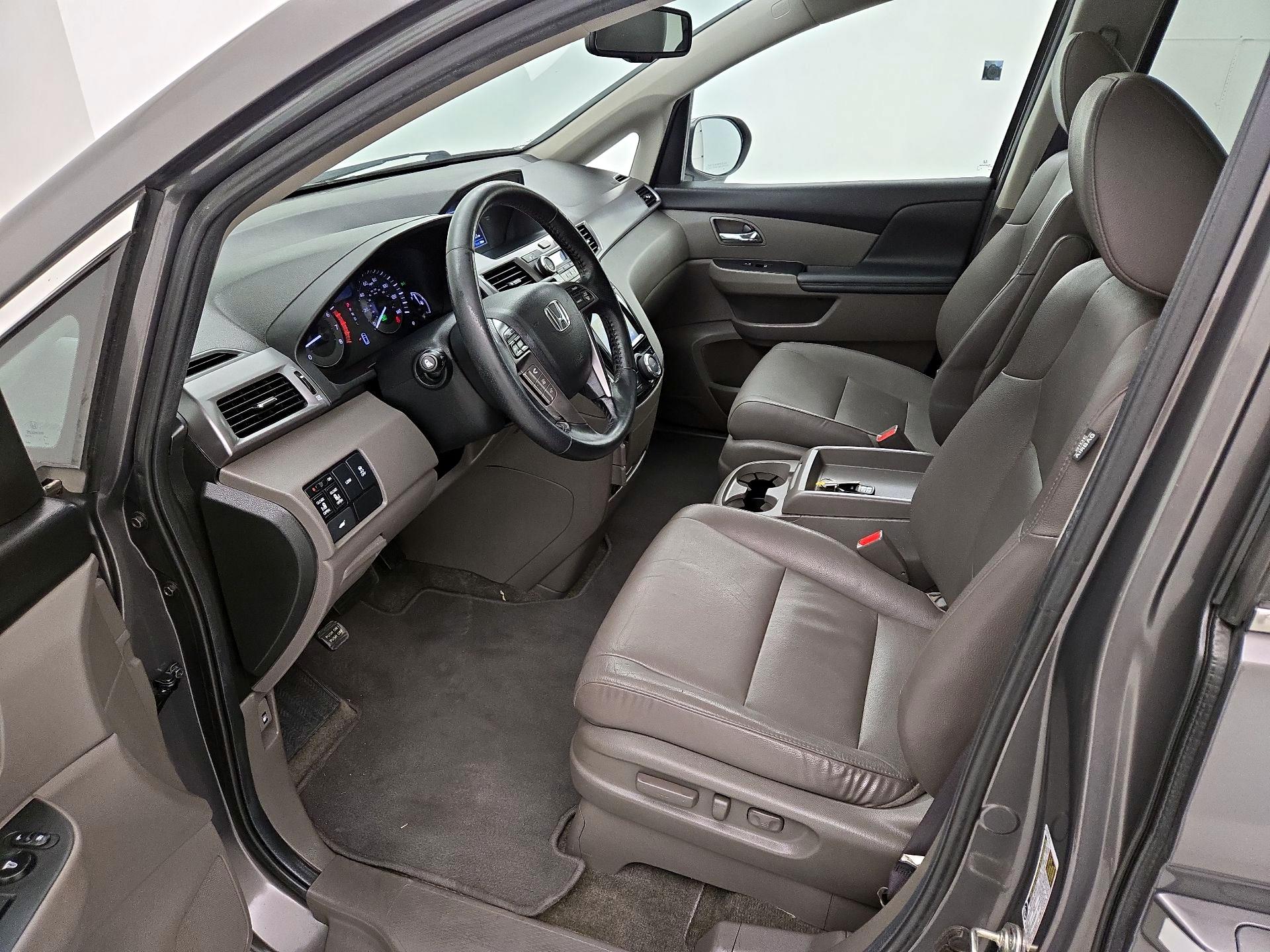 Thumbnail: 2014 Honda Odyssey - 11