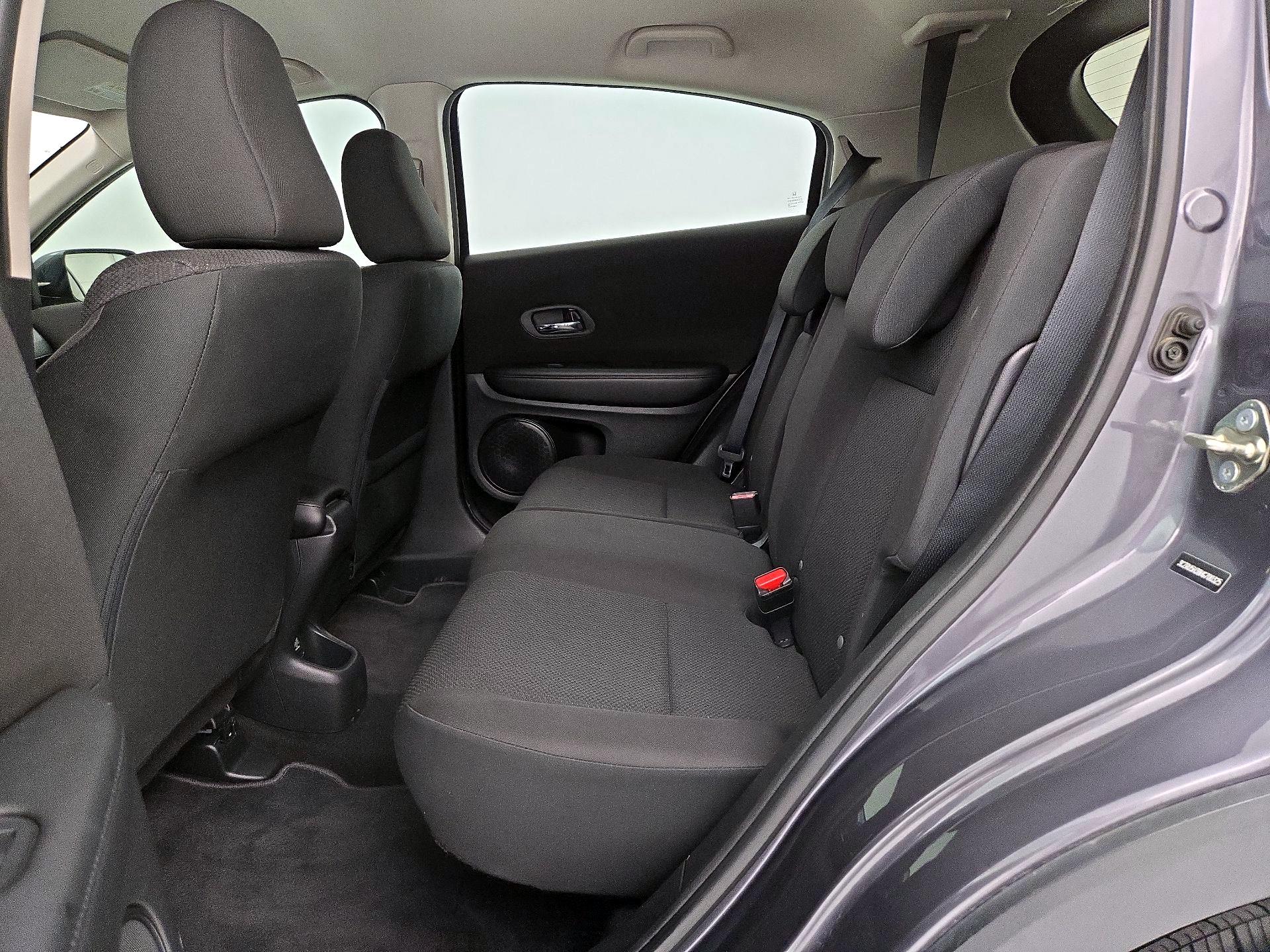 Thumbnail: 2017 Honda HR-V - 17