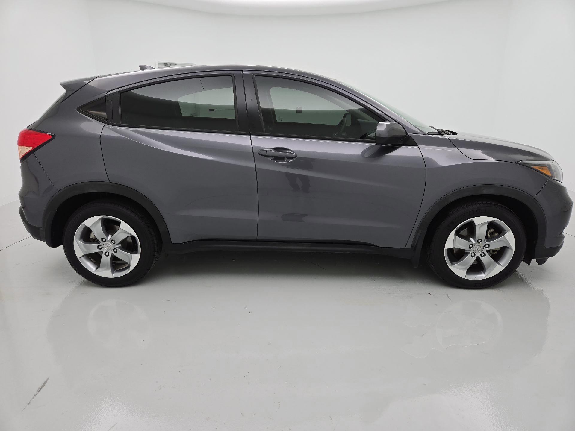 Thumbnail: 2017 Honda HR-V - 4