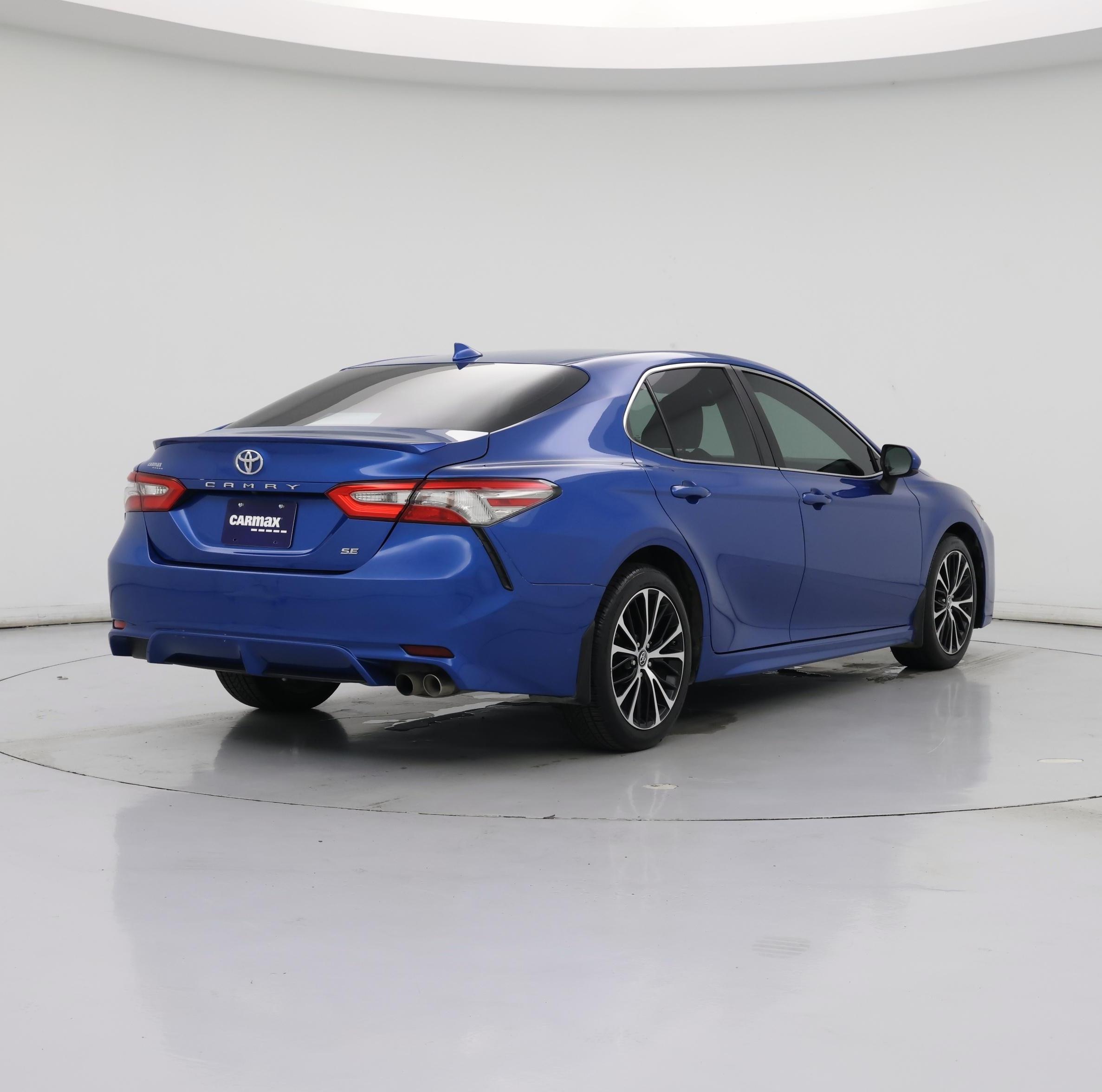 Thumbnail: 2019 Toyota Camry - 8