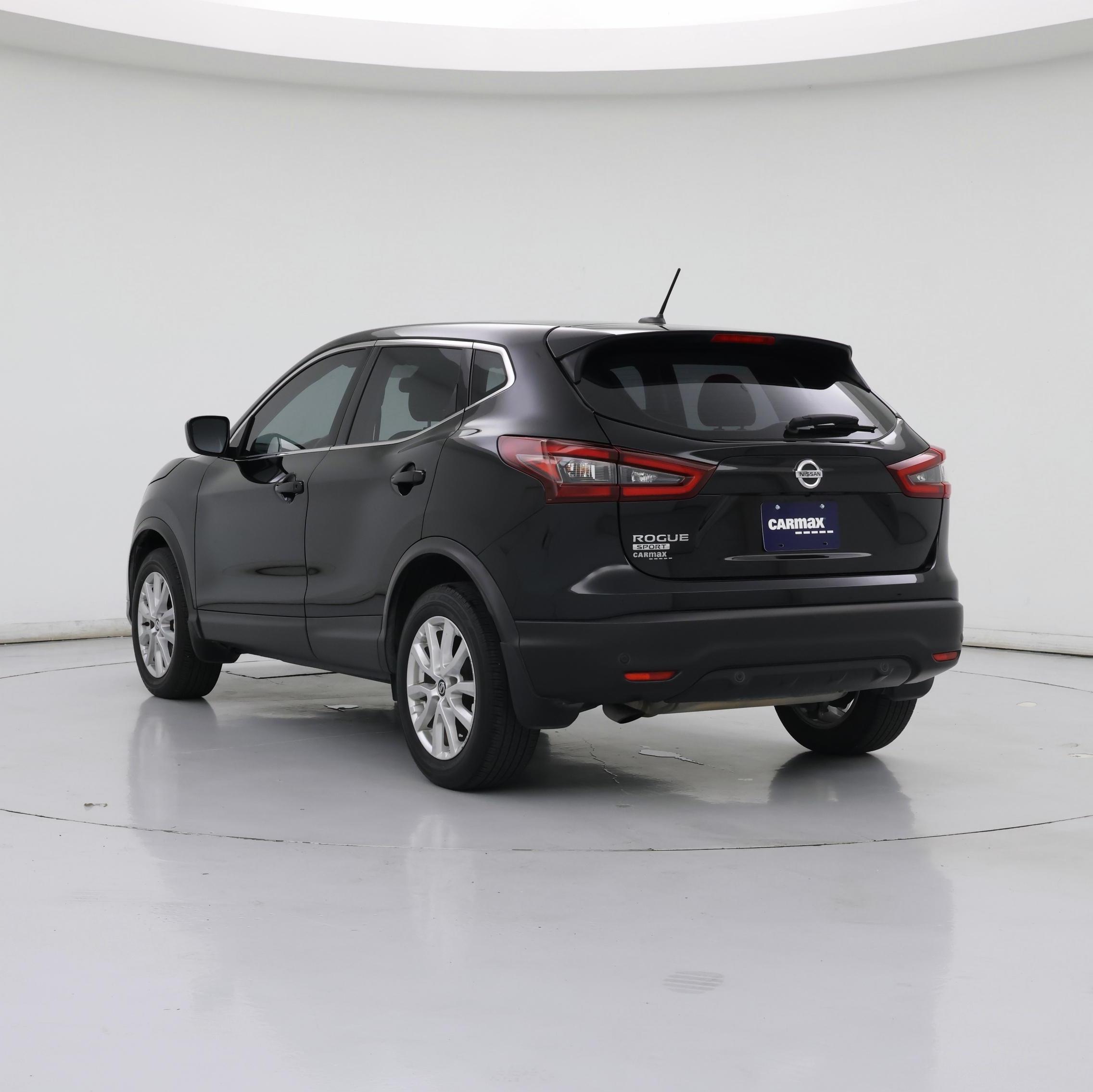 Thumbnail: 2021 Nissan Rogue Sport - 2