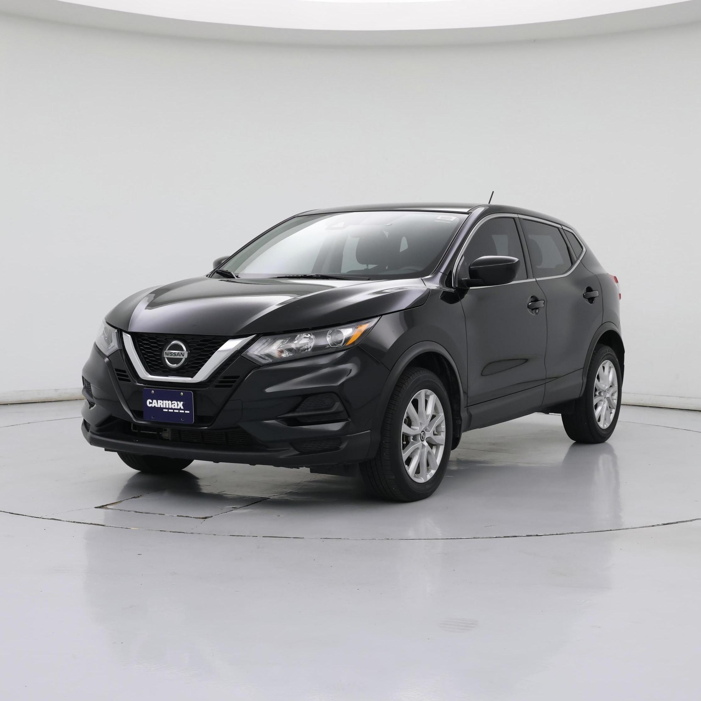 Thumbnail: 2021 Nissan Rogue Sport - 4