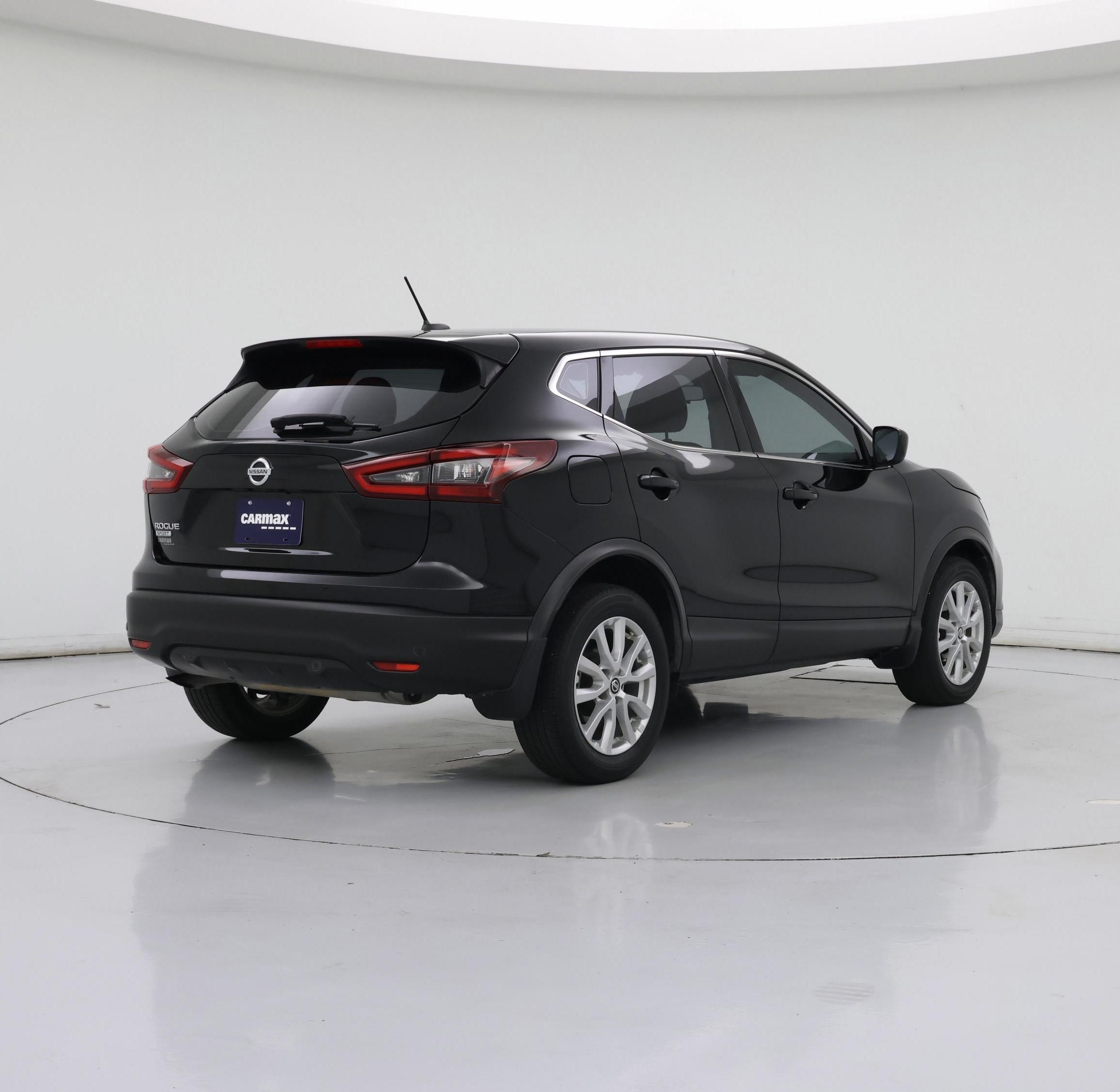 Thumbnail: 2021 Nissan Rogue Sport - 8