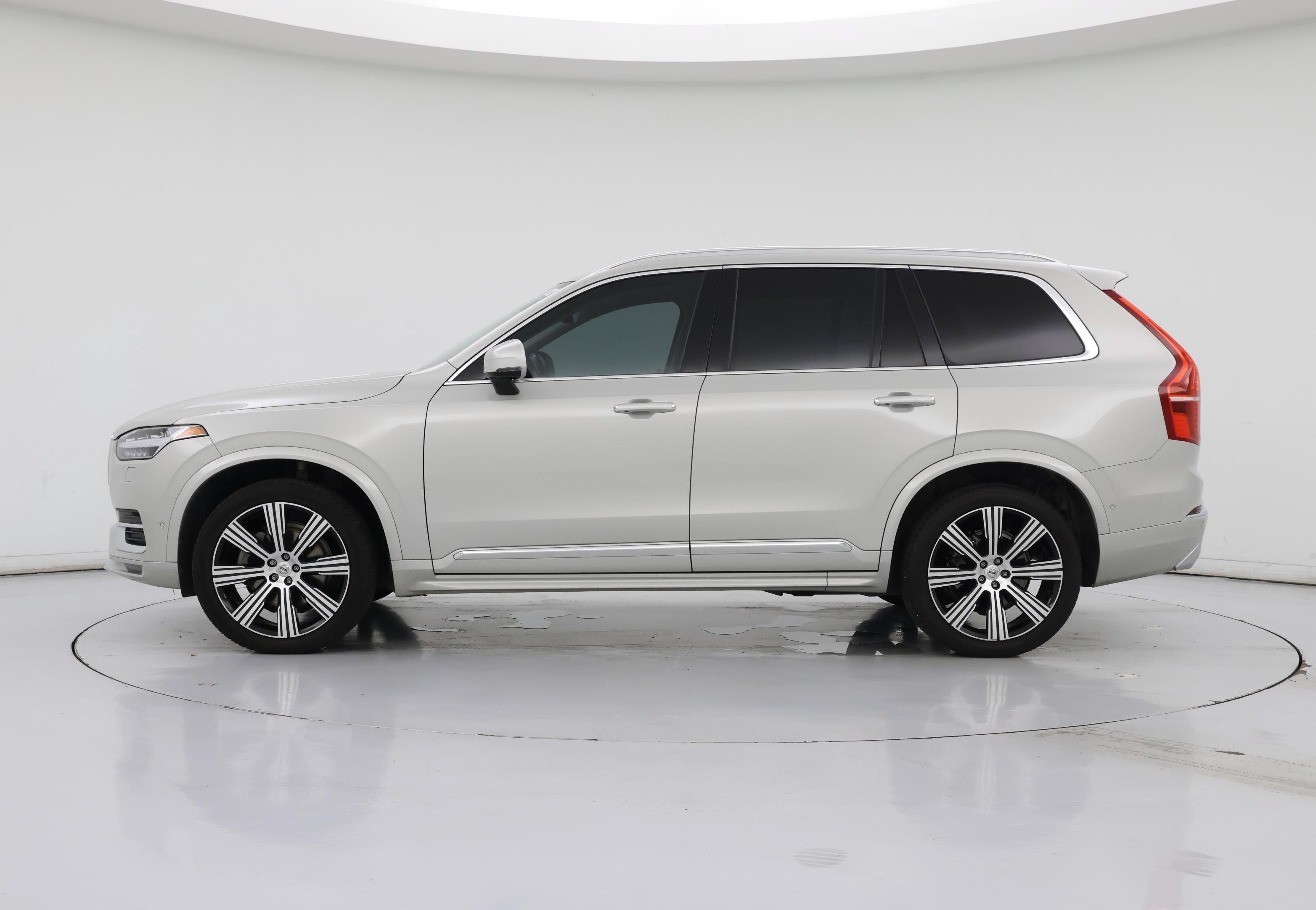 Thumbnail: 2021 Volvo XC90 - 3