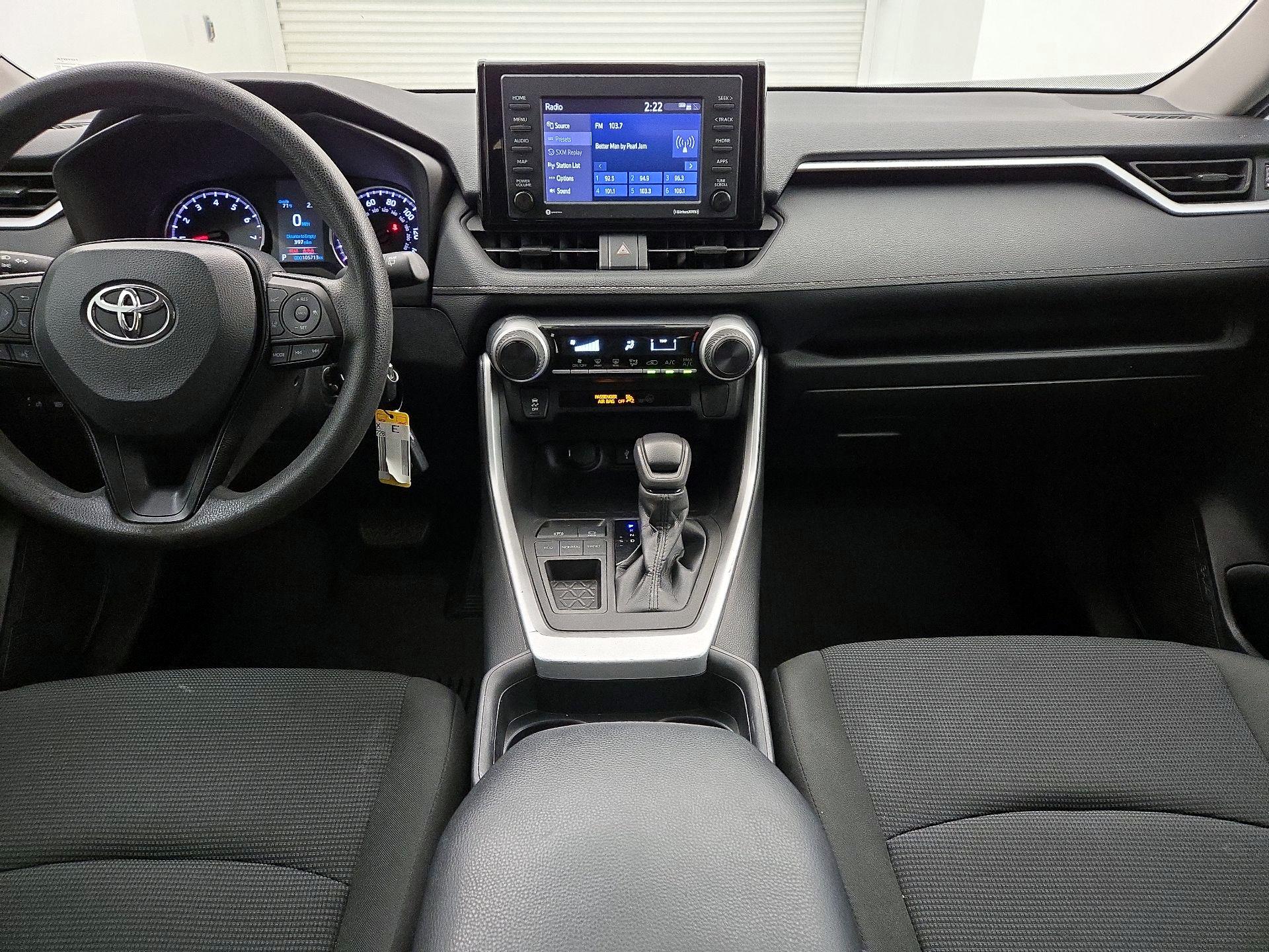 Thumbnail: 2021 Toyota RAV4 - 9