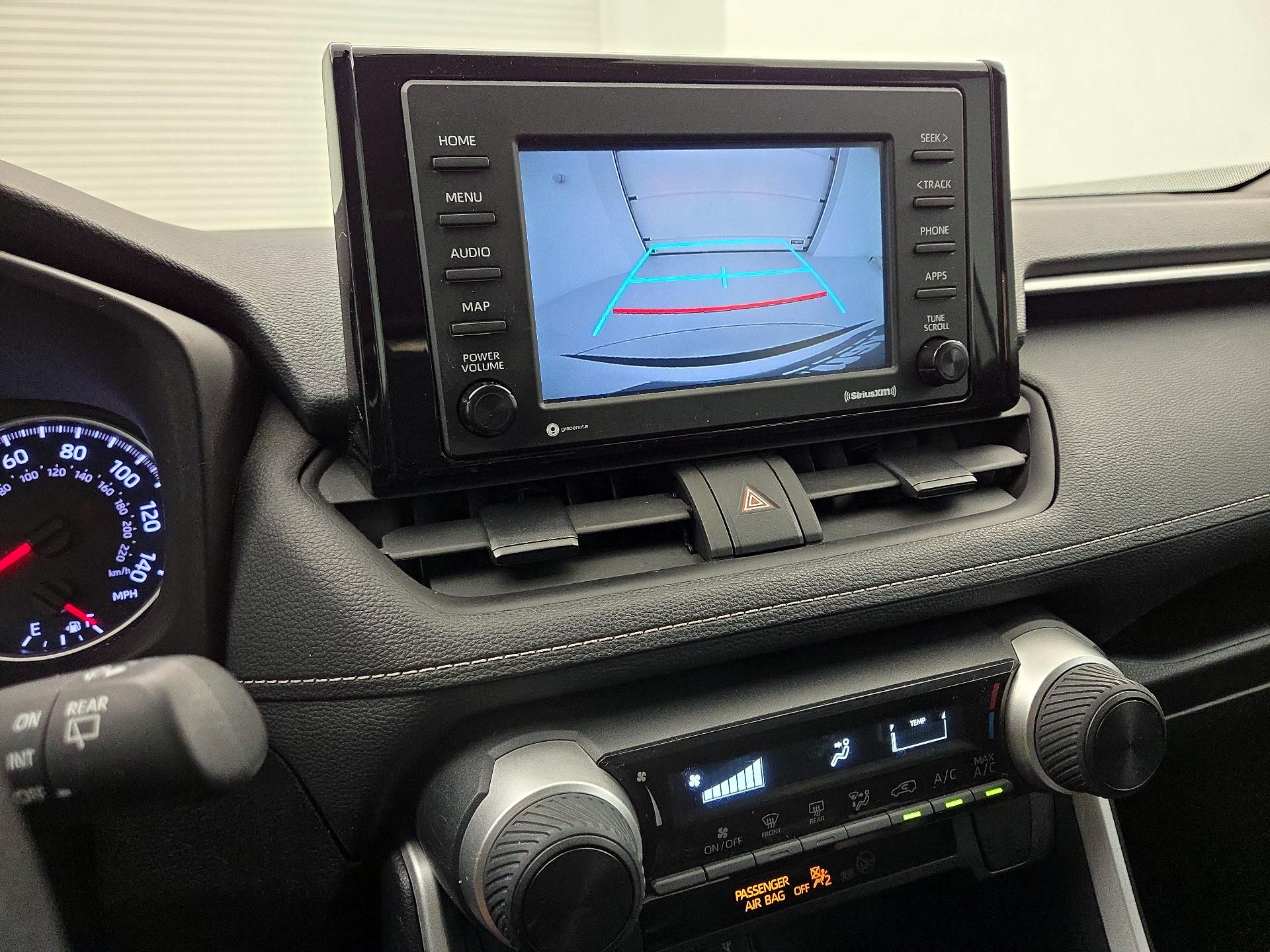Thumbnail: 2021 Toyota RAV4 - 14