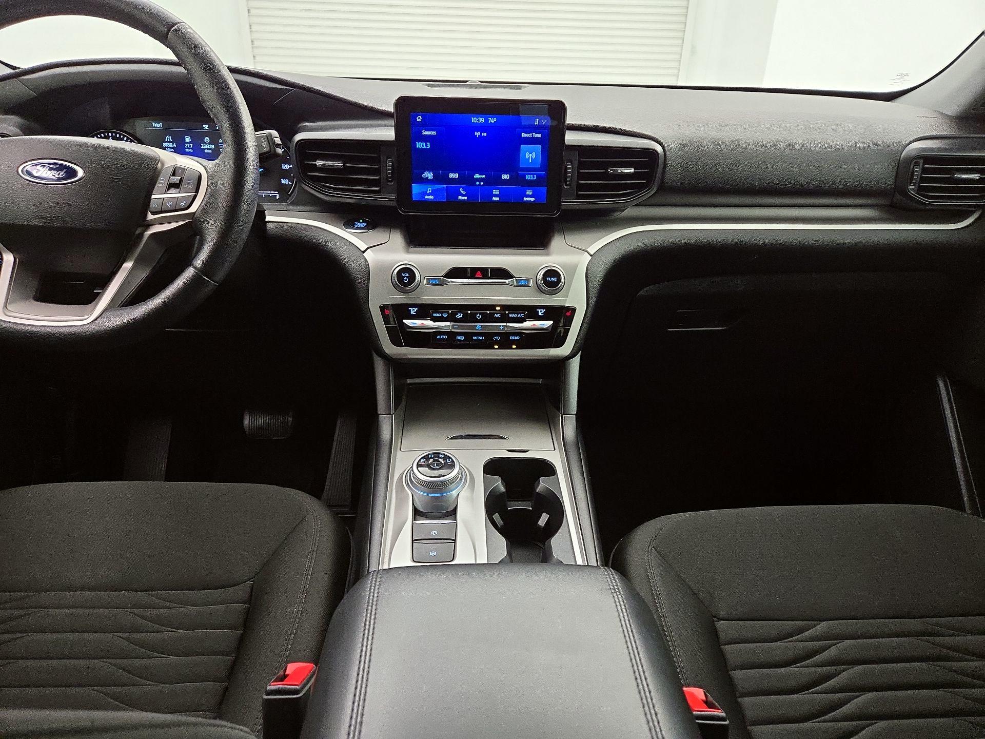 Thumbnail: 2021 Ford Explorer - 9