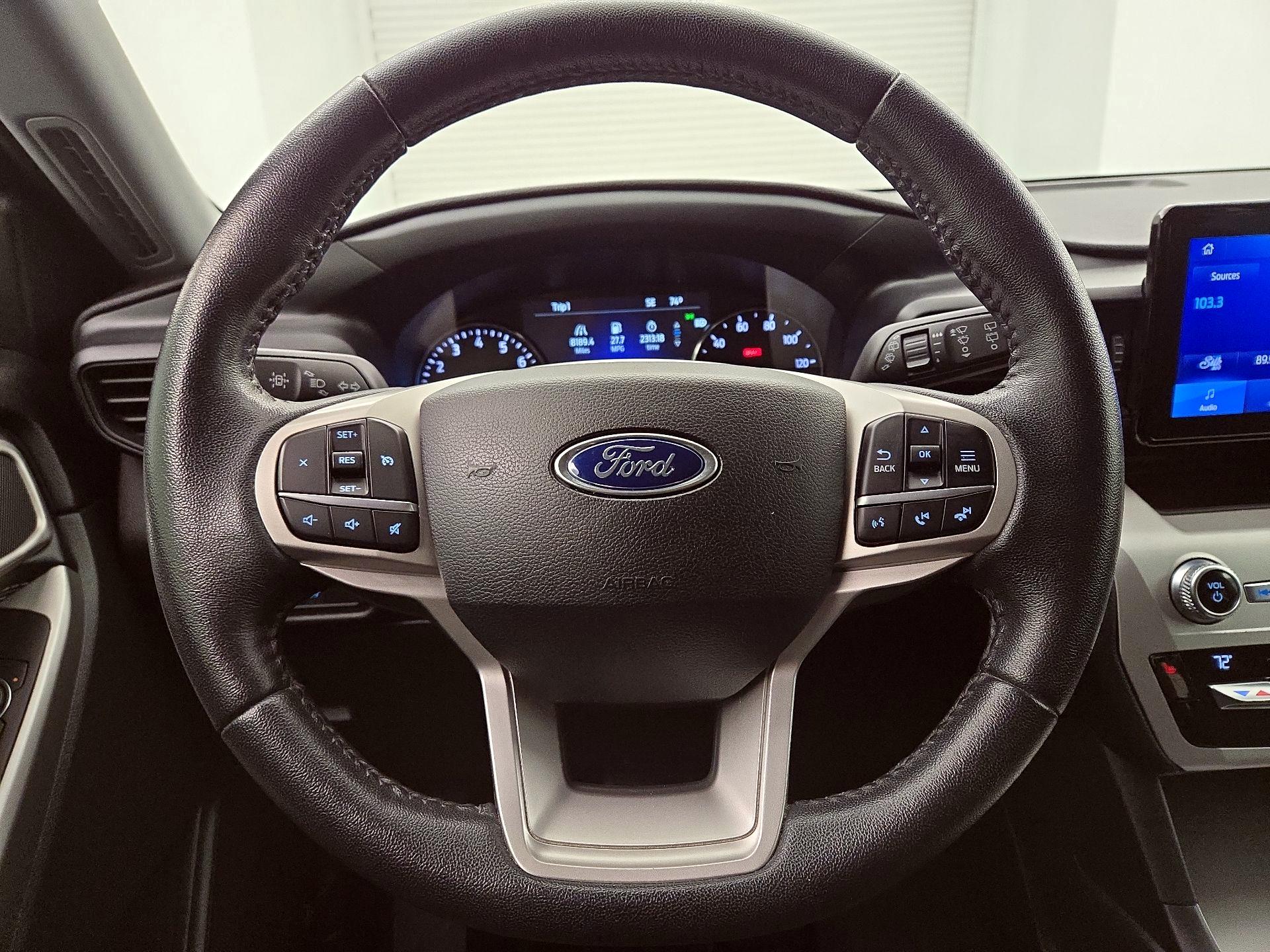 Thumbnail: 2021 Ford Explorer - 10