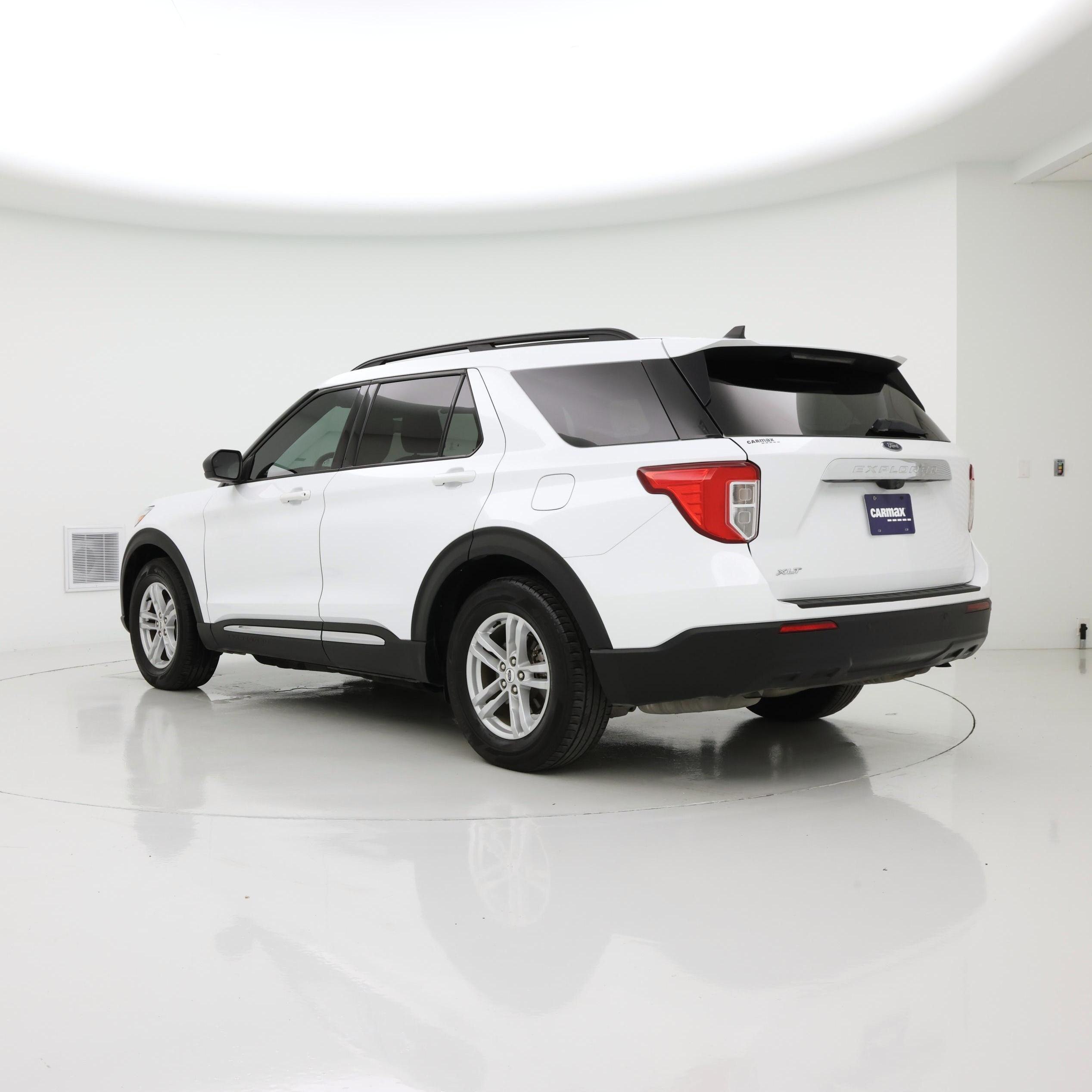 Thumbnail: 2021 Ford Explorer - 2