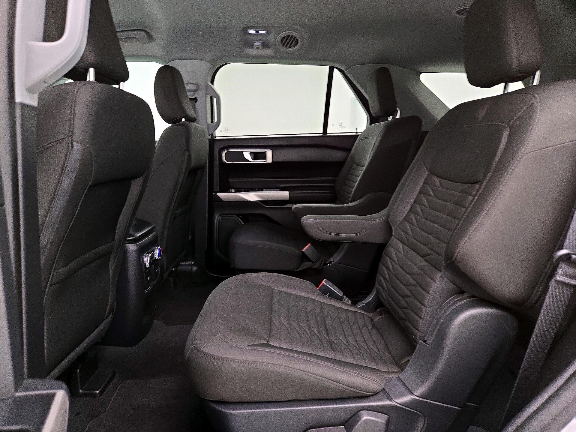 Thumbnail: 2021 Ford Explorer - 19