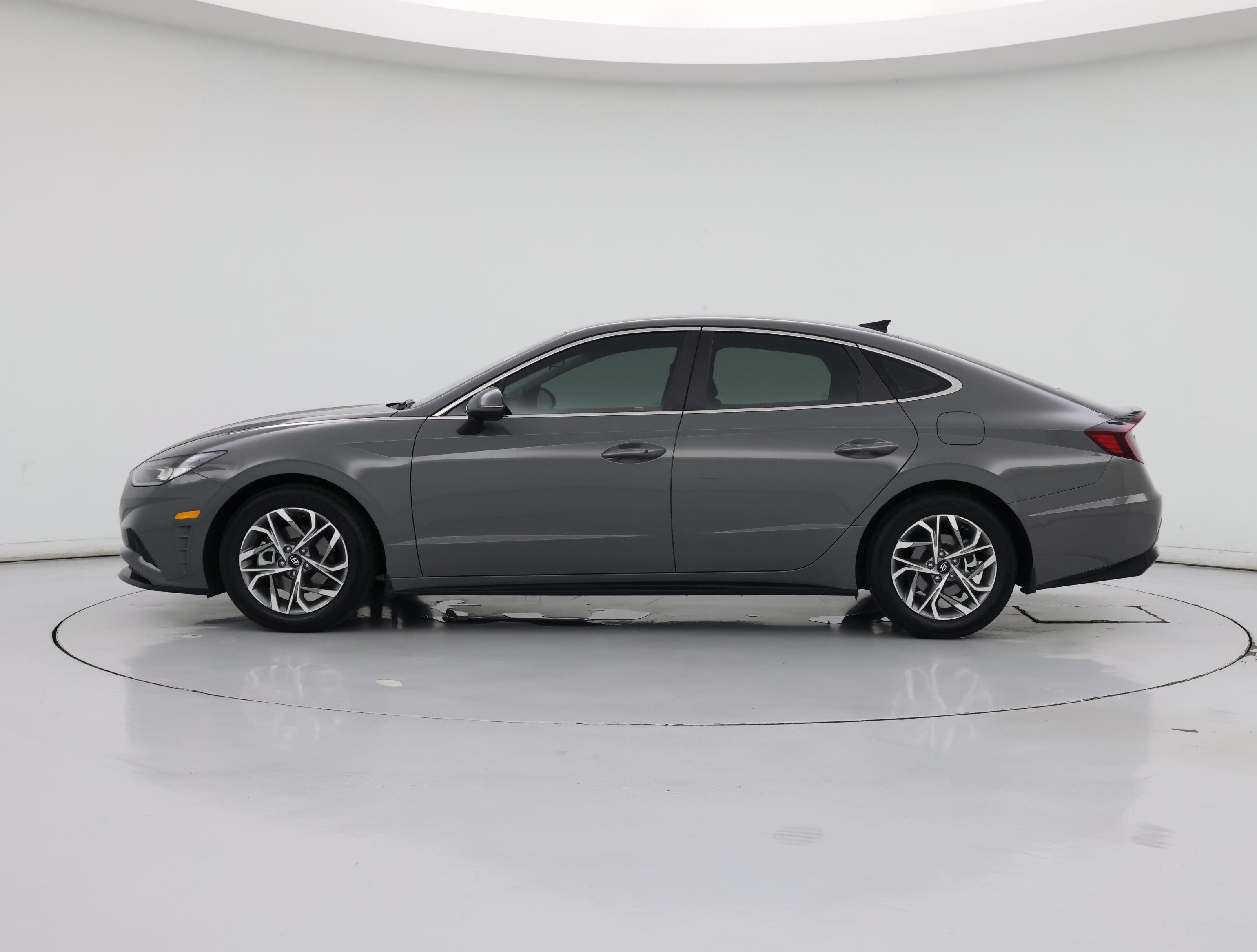 Thumbnail: 2022 Hyundai Sonata - 3