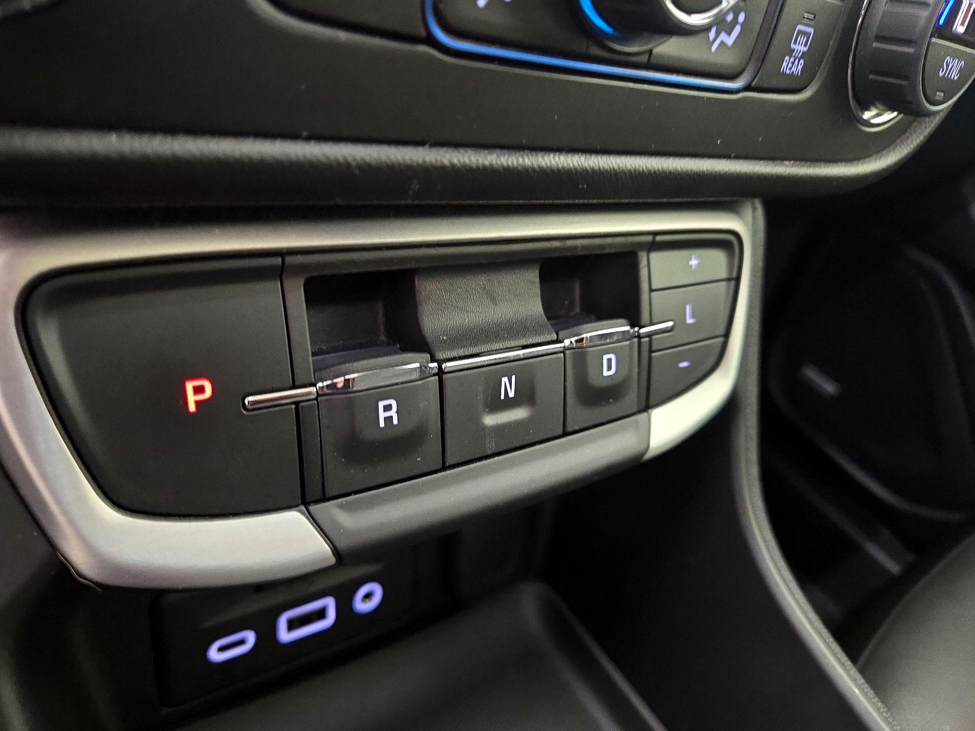 Thumbnail: 2023 GMC Terrain - 18