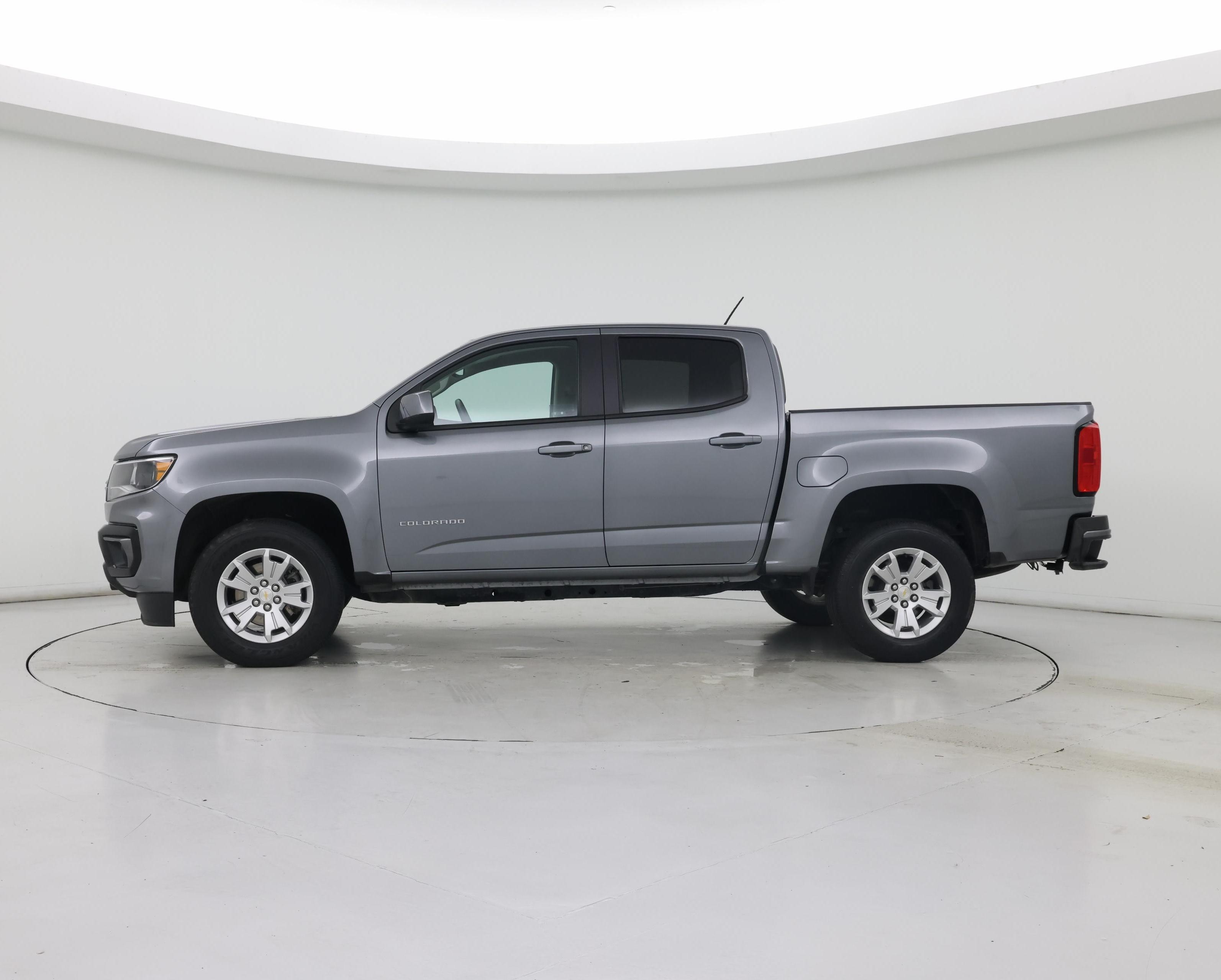 Thumbnail: 2021 Chevrolet Colorado - 3