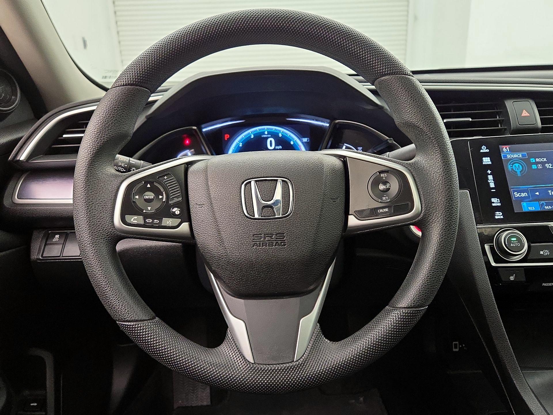Thumbnail: 2016 Honda Civic - 10