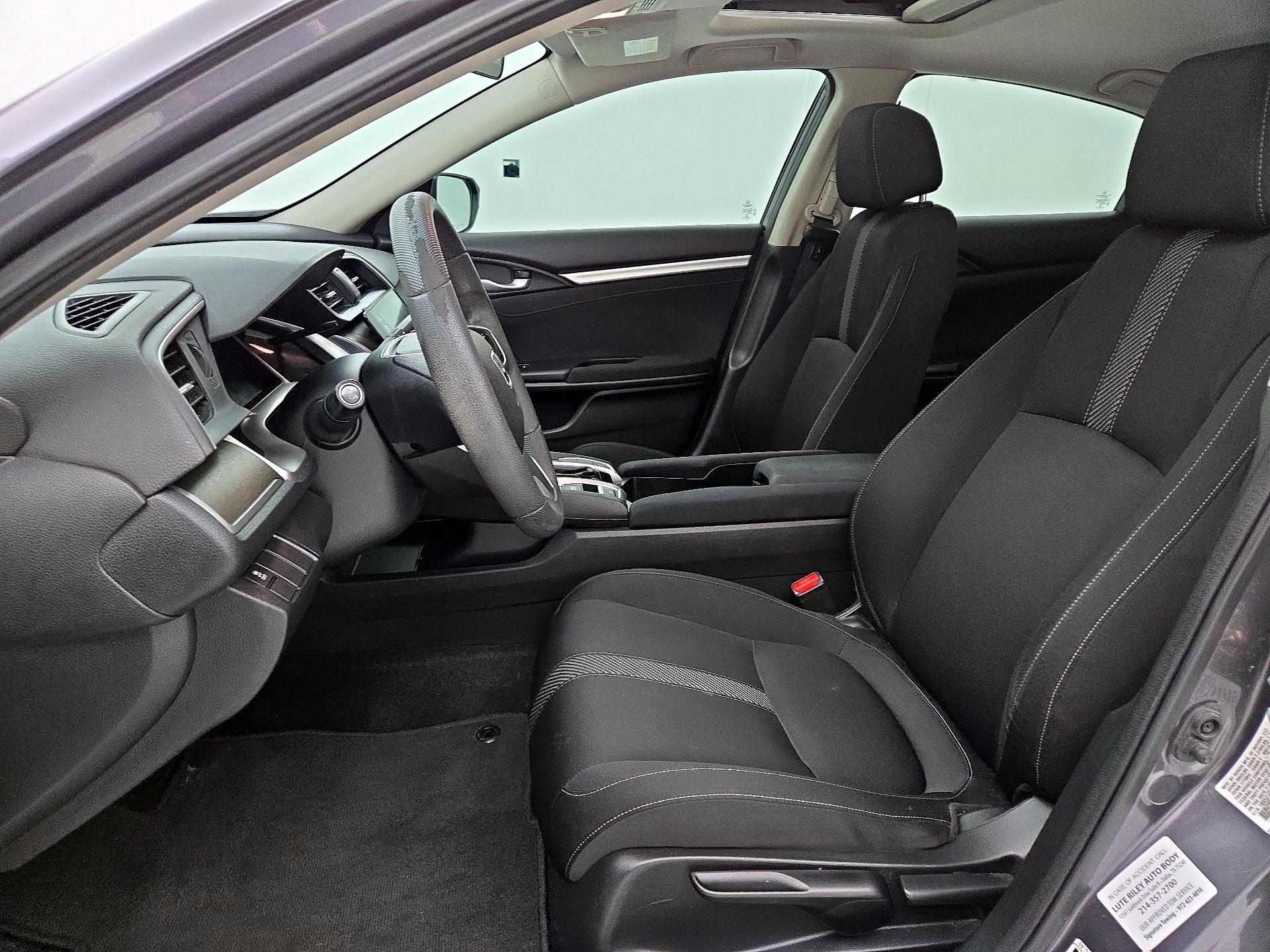 Thumbnail: 2016 Honda Civic - 11