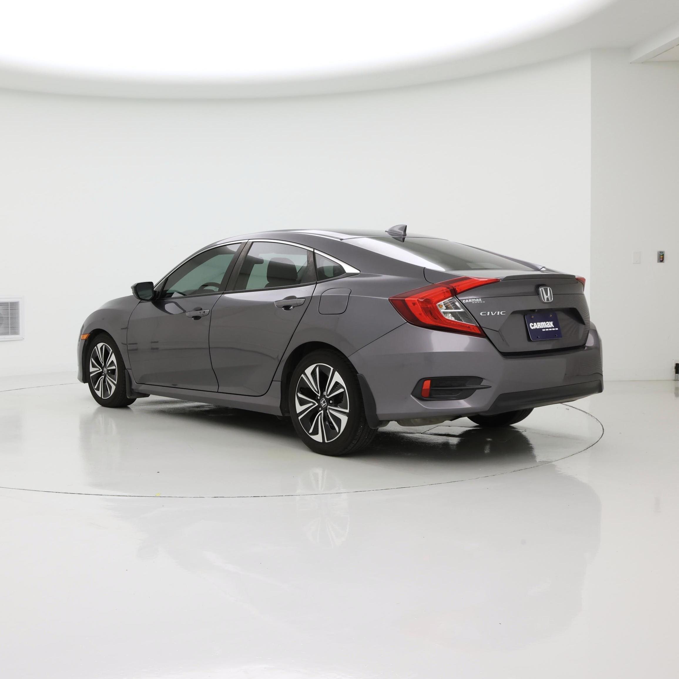 Thumbnail: 2016 Honda Civic - 2