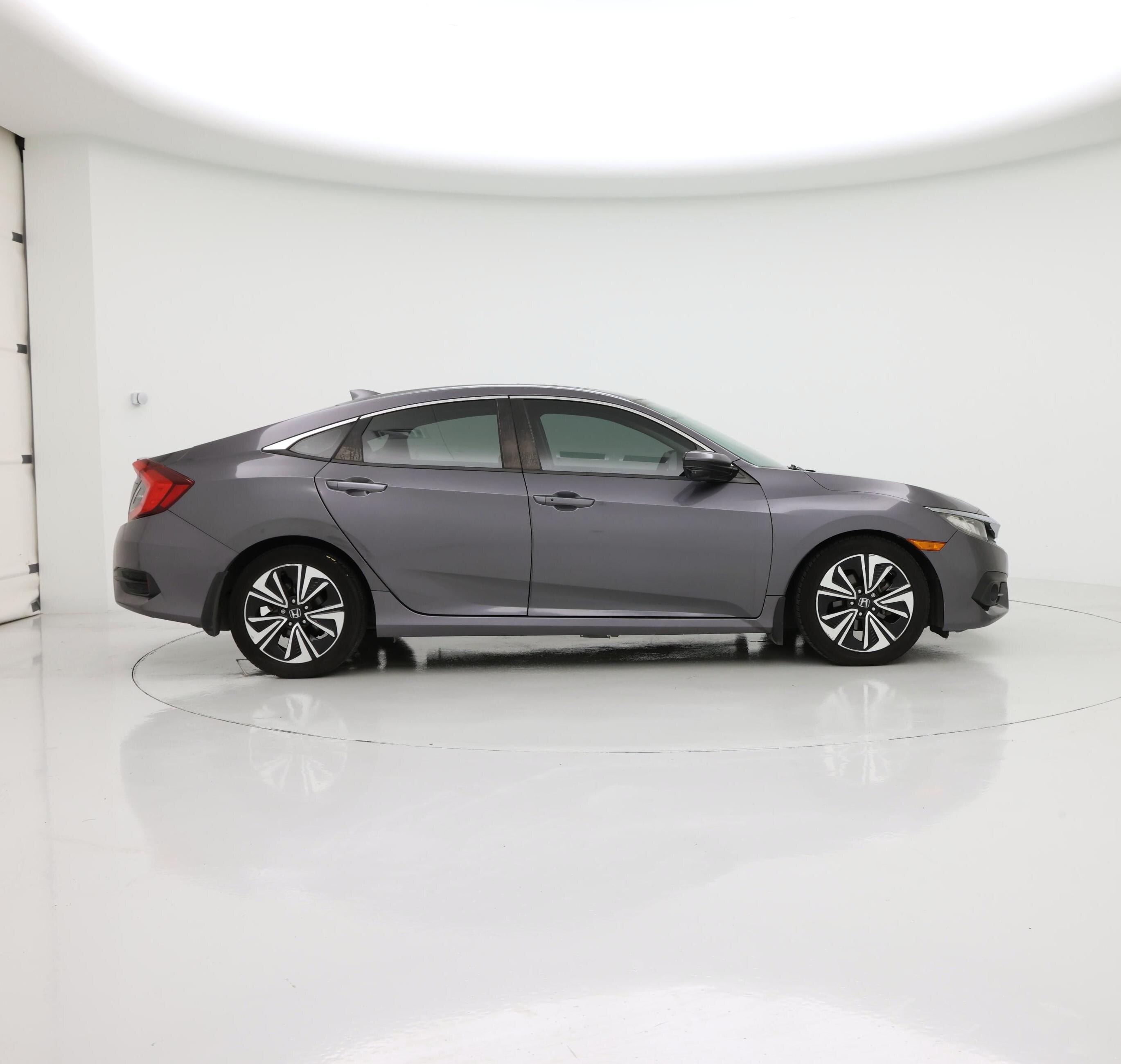 Thumbnail: 2016 Honda Civic - 7