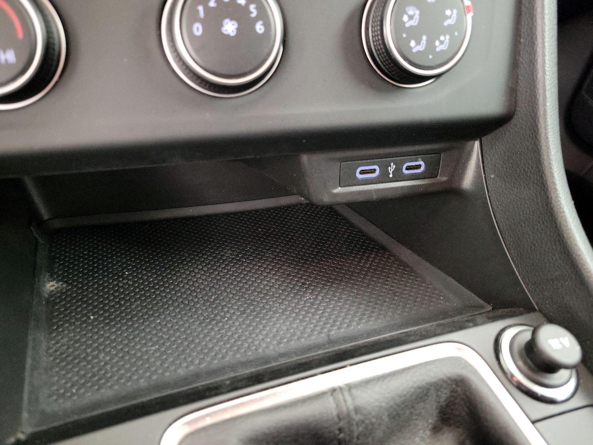 Thumbnail: 2020 Volkswagen Jetta - 18