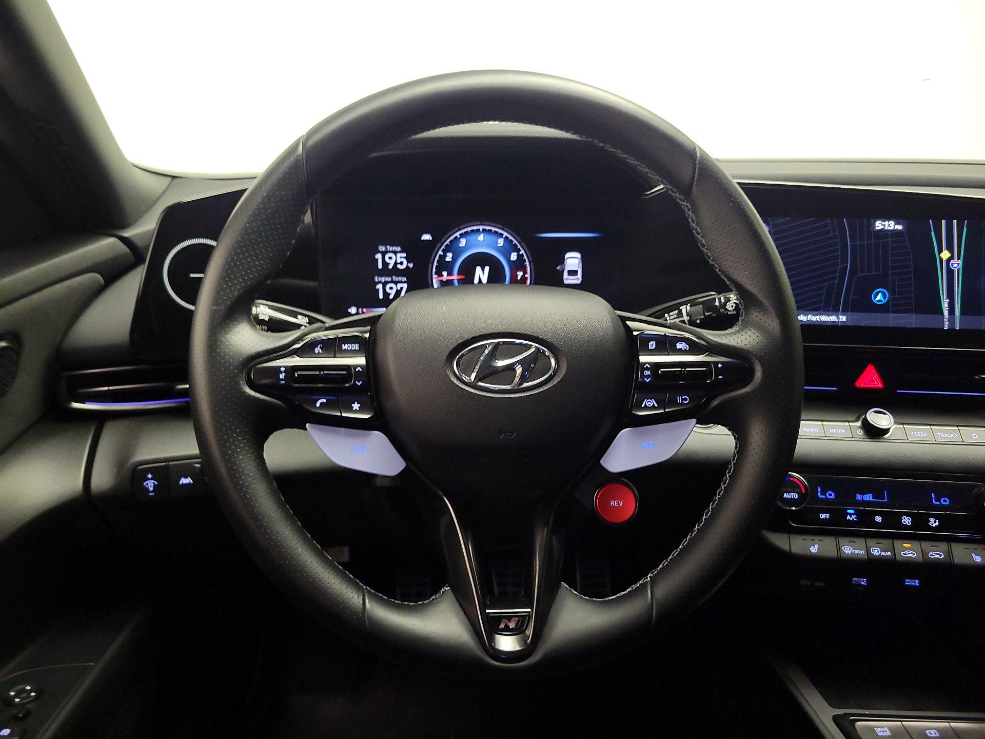 Thumbnail: 2022 Hyundai Elantra - 10