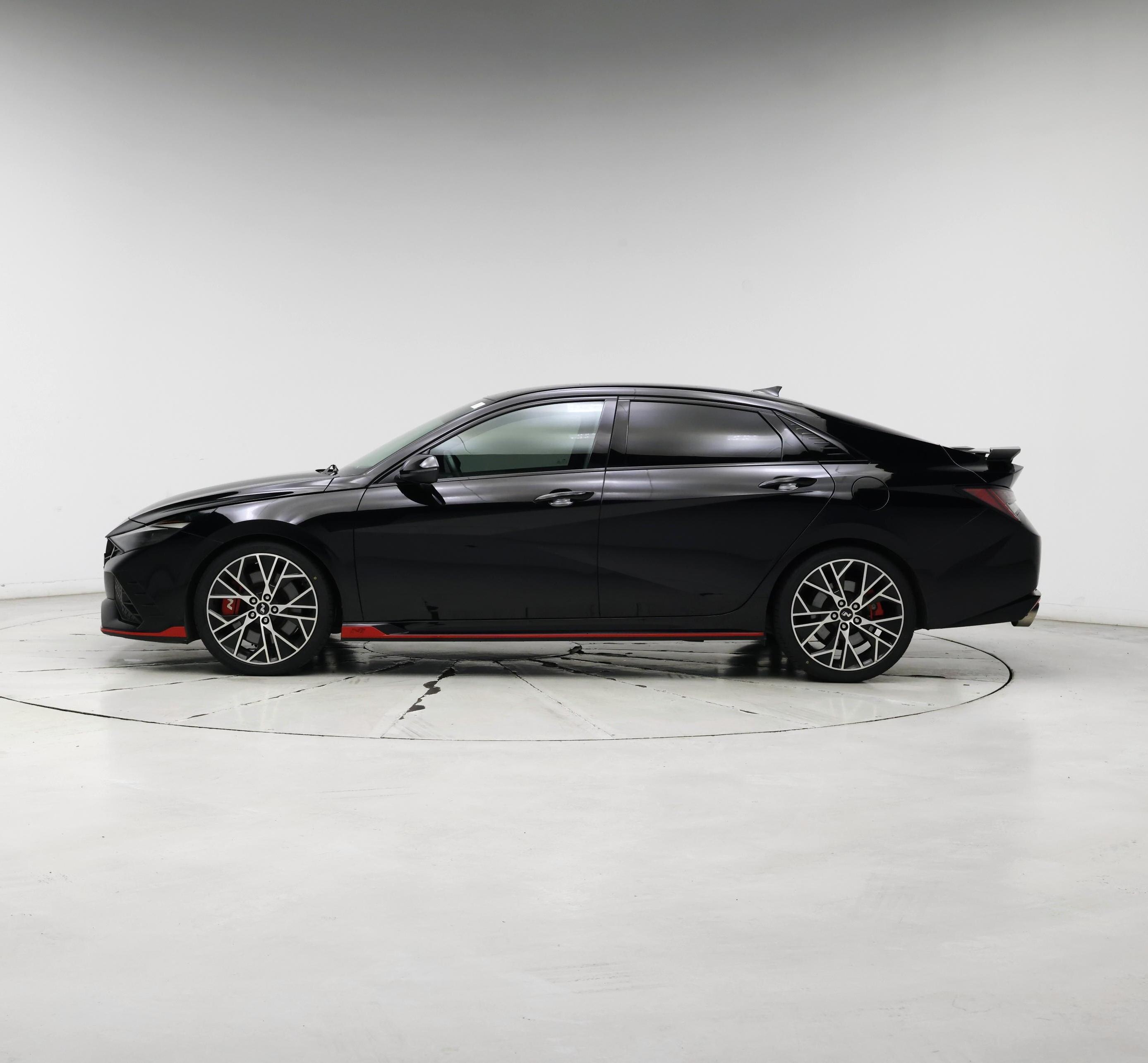 Thumbnail: 2022 Hyundai Elantra - 3