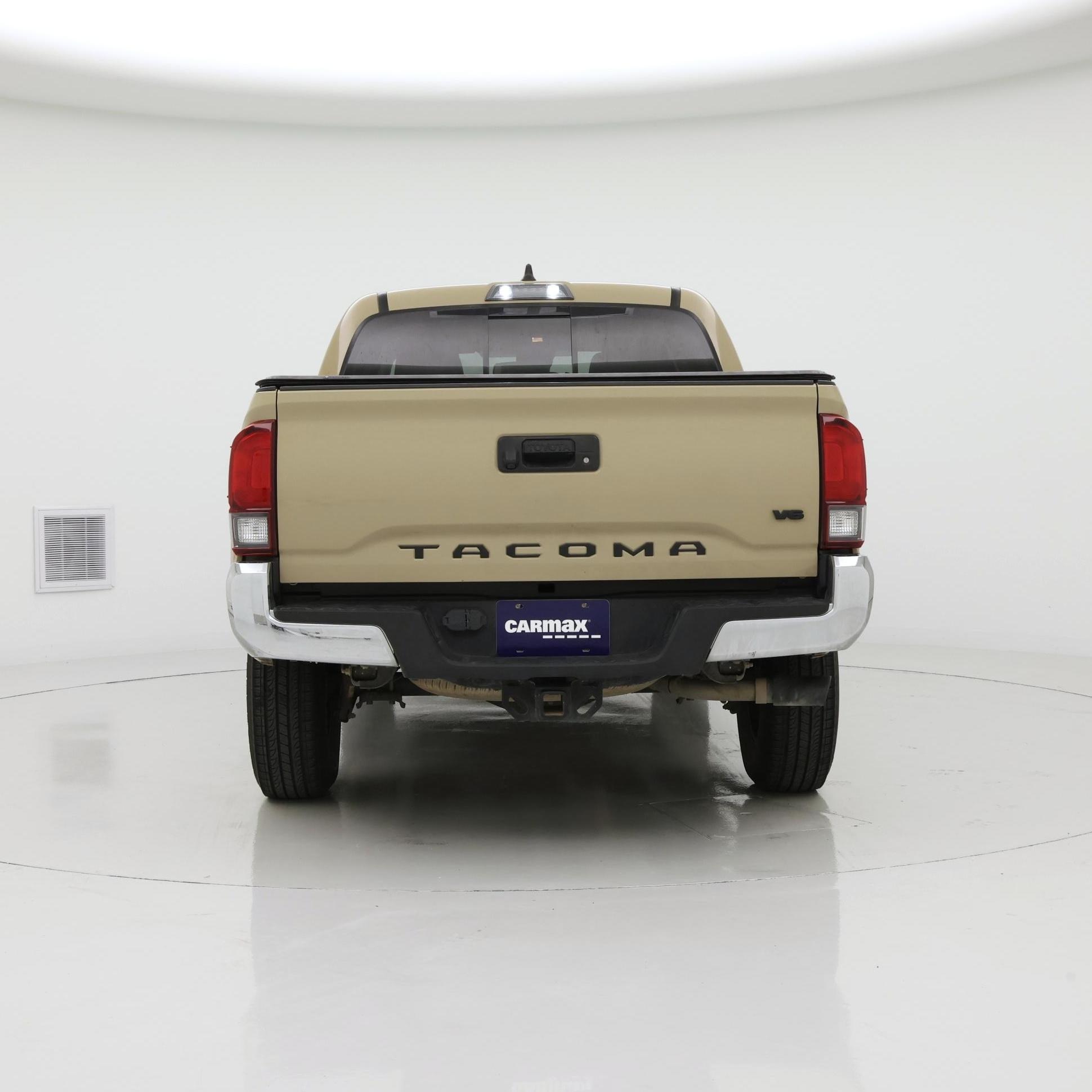 Thumbnail: 2020 Toyota Tacoma - 6