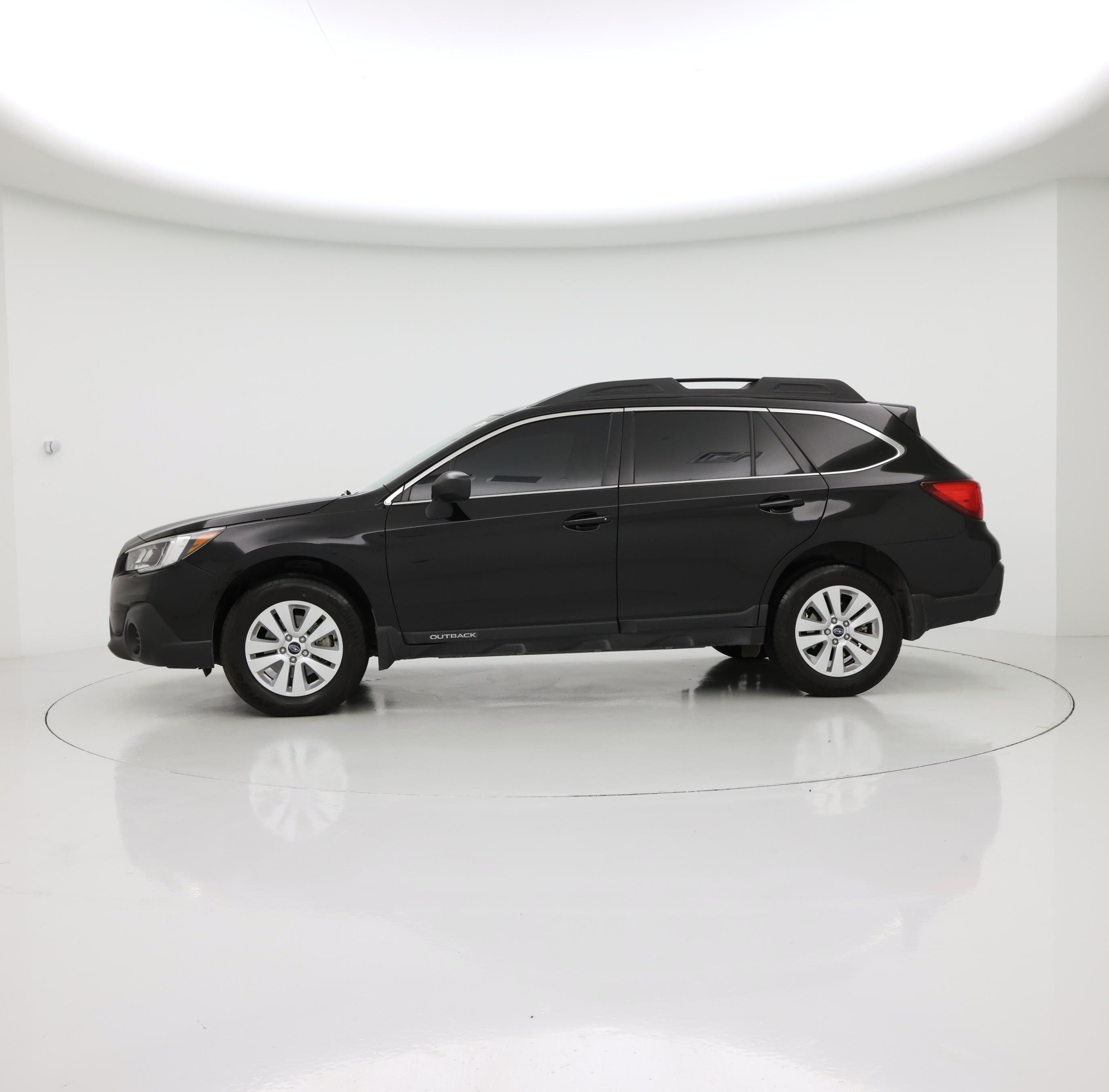Thumbnail: 2019 Subaru Outback - 3