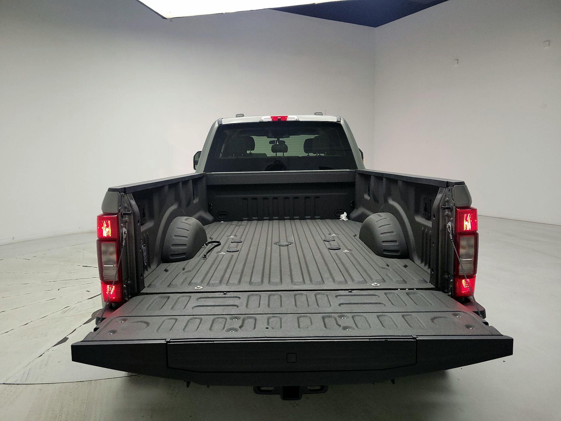 Thumbnail: 2020 Ford F-350 - 18