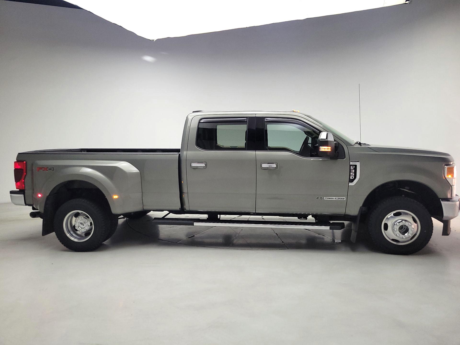 Thumbnail: 2020 Ford F-350 - 4