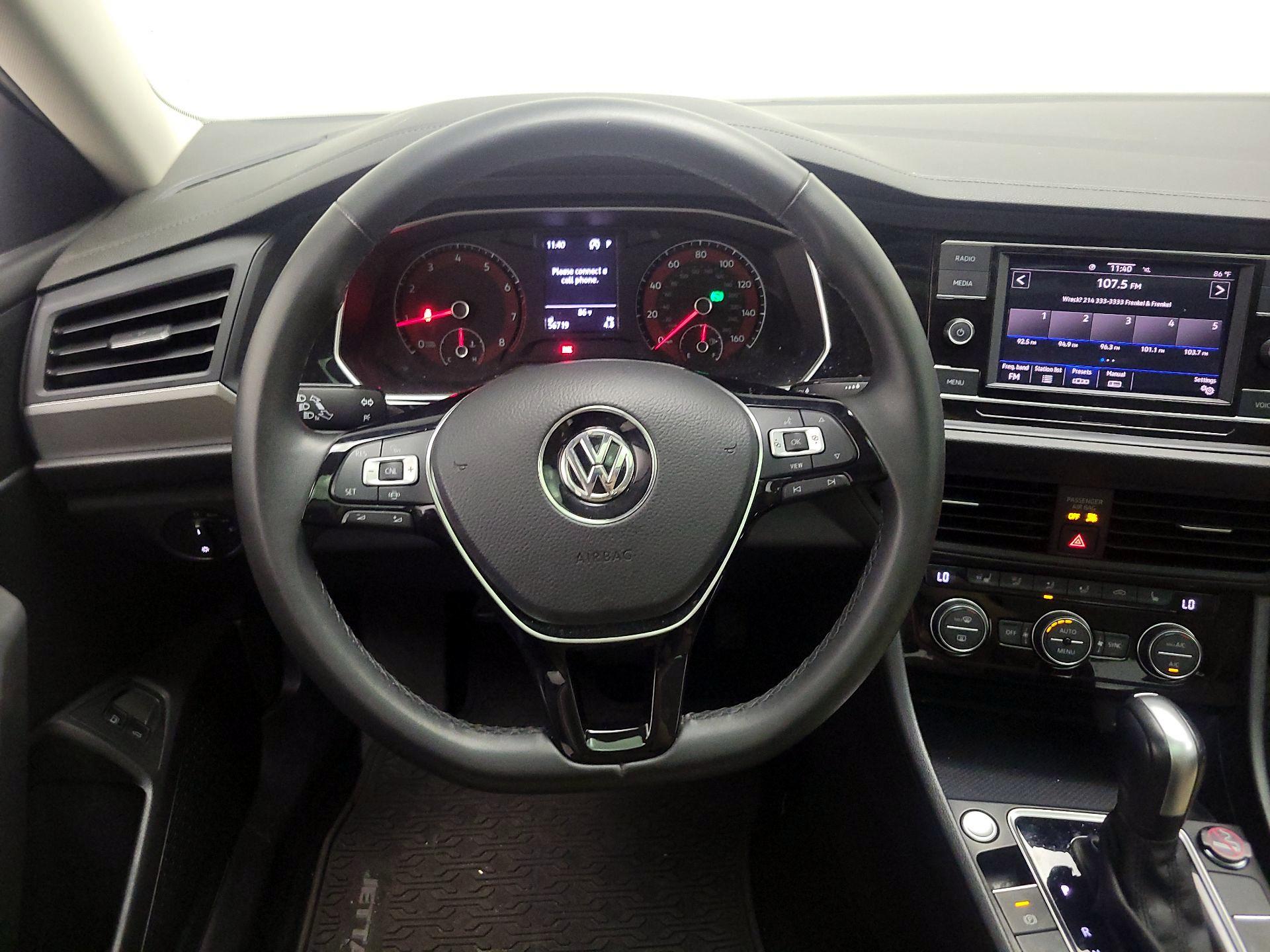 Thumbnail: 2020 Volkswagen Jetta - 10