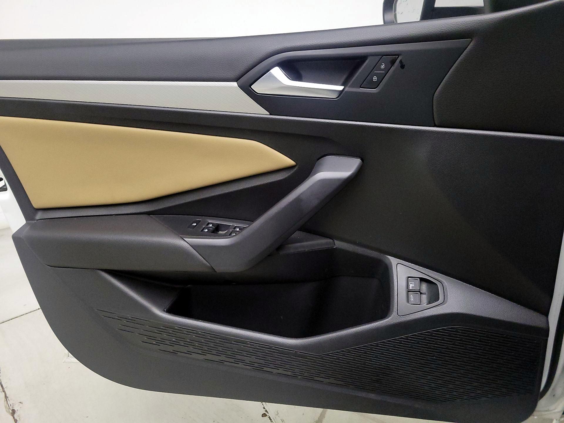 Thumbnail: 2020 Volkswagen Jetta - 12