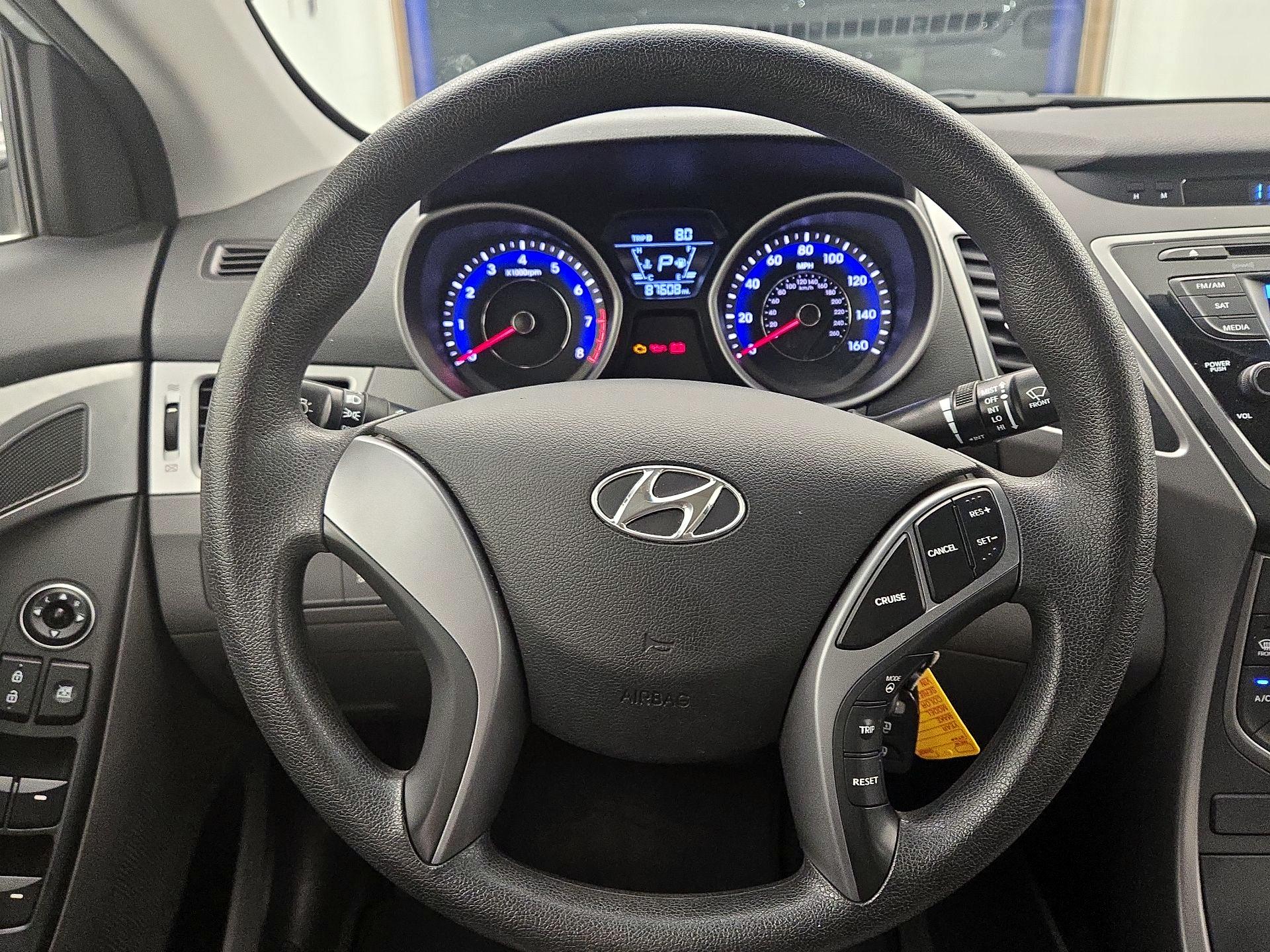 Thumbnail: 2015 Hyundai Elantra - 10