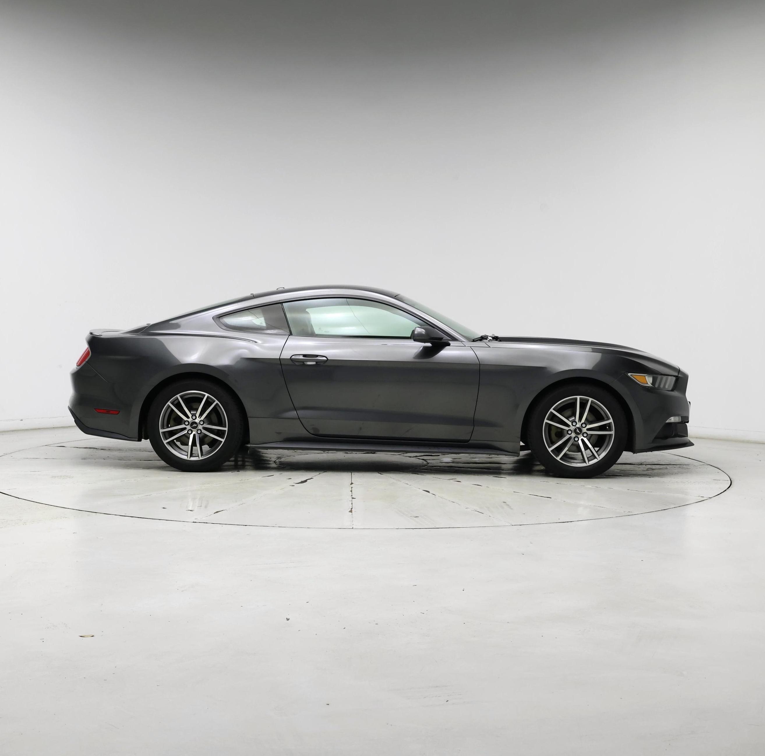 Thumbnail: 2015 Ford Mustang - 7