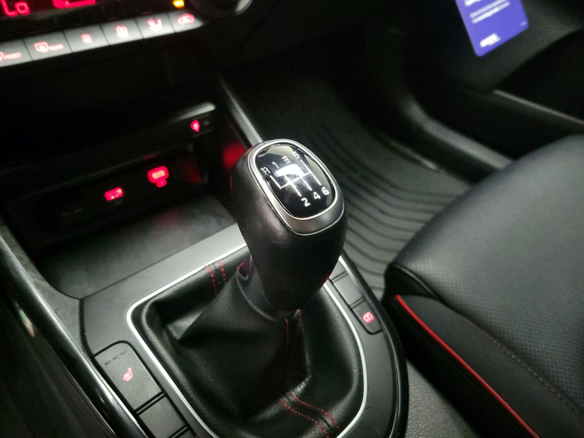 Thumbnail: 2023 Kia Forte - 16