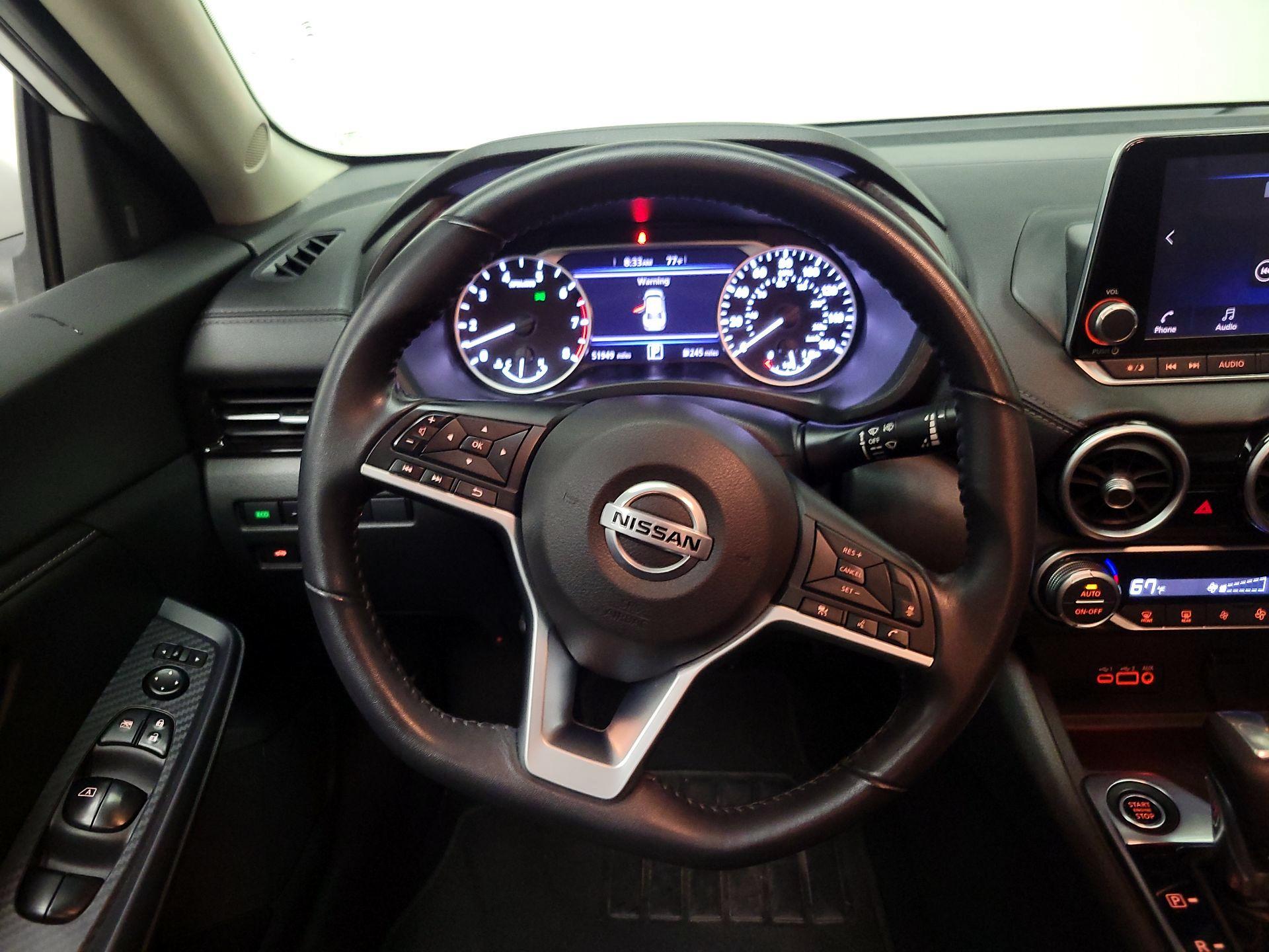 Thumbnail: 2020 Nissan Sentra - 10