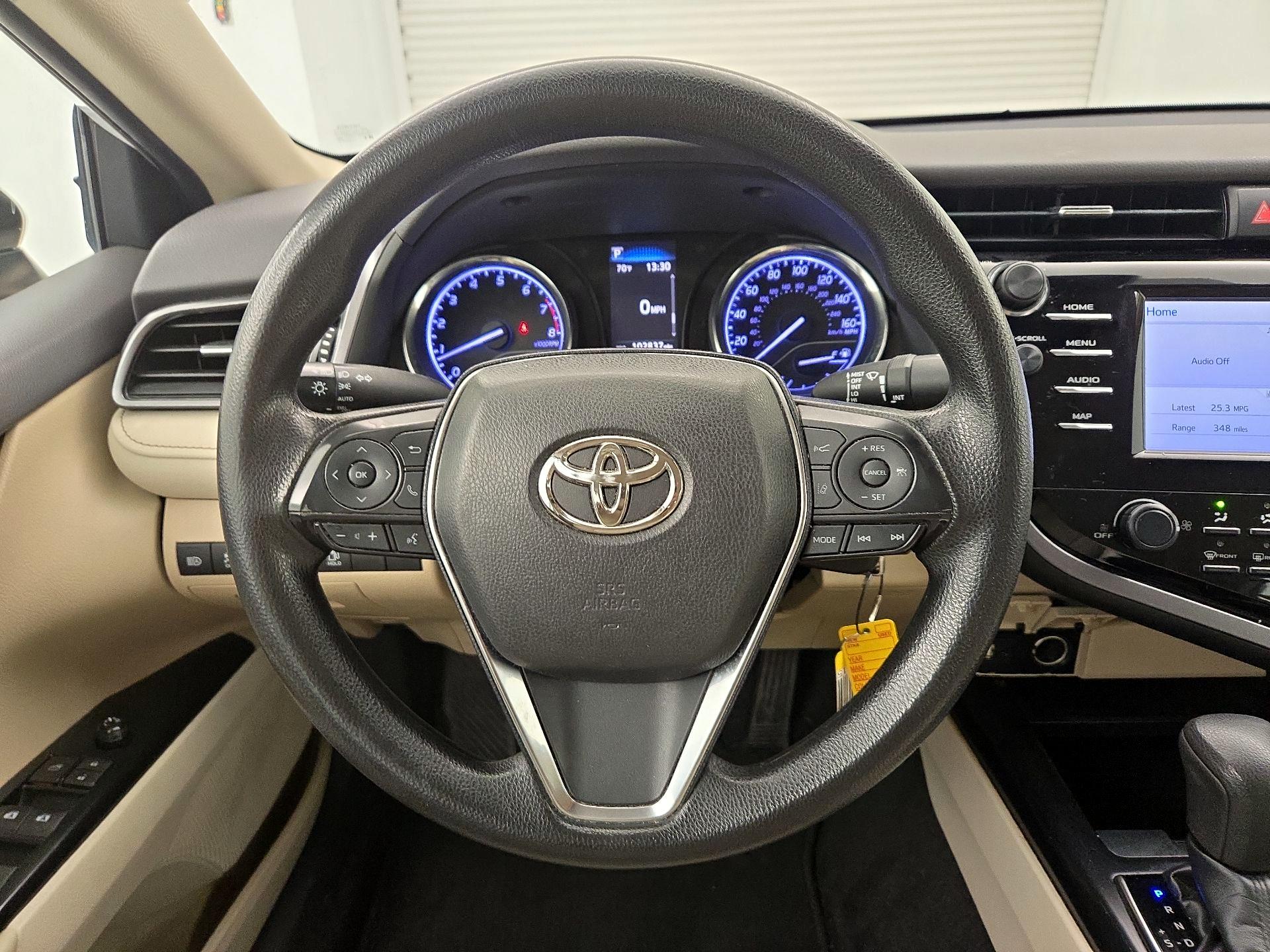 Thumbnail: 2019 Toyota Camry - 10
