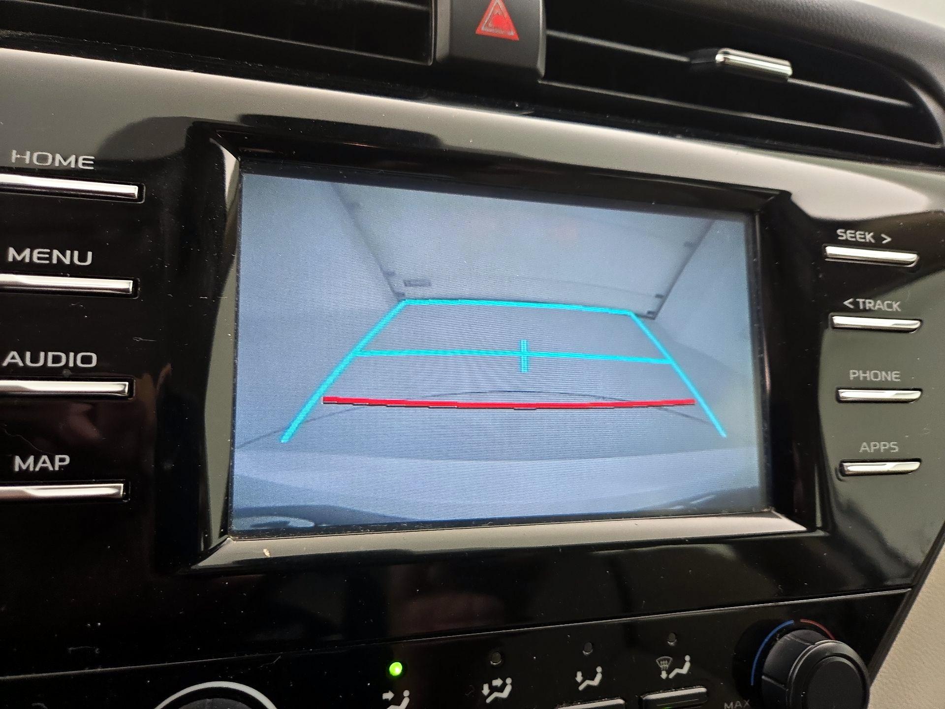 Thumbnail: 2019 Toyota Camry - 14