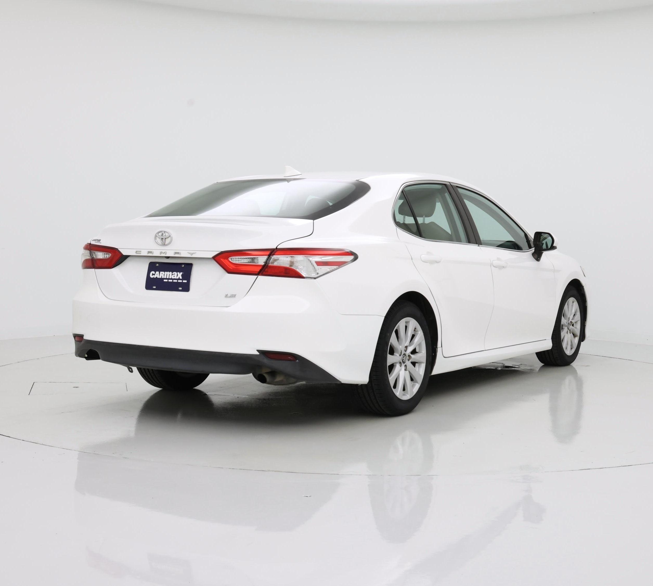 Thumbnail: 2019 Toyota Camry - 8