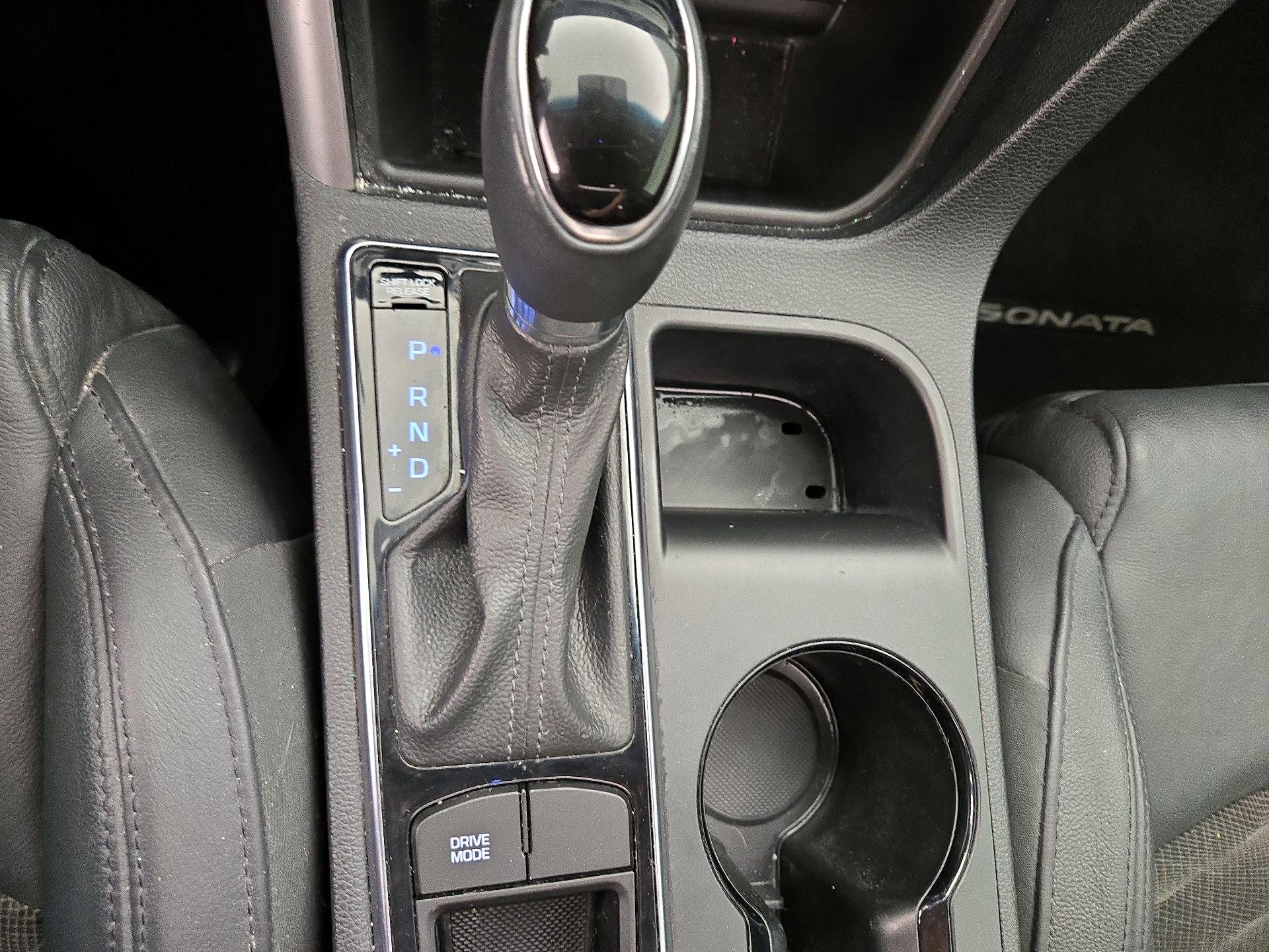 Thumbnail: 2017 Hyundai Sonata - 17
