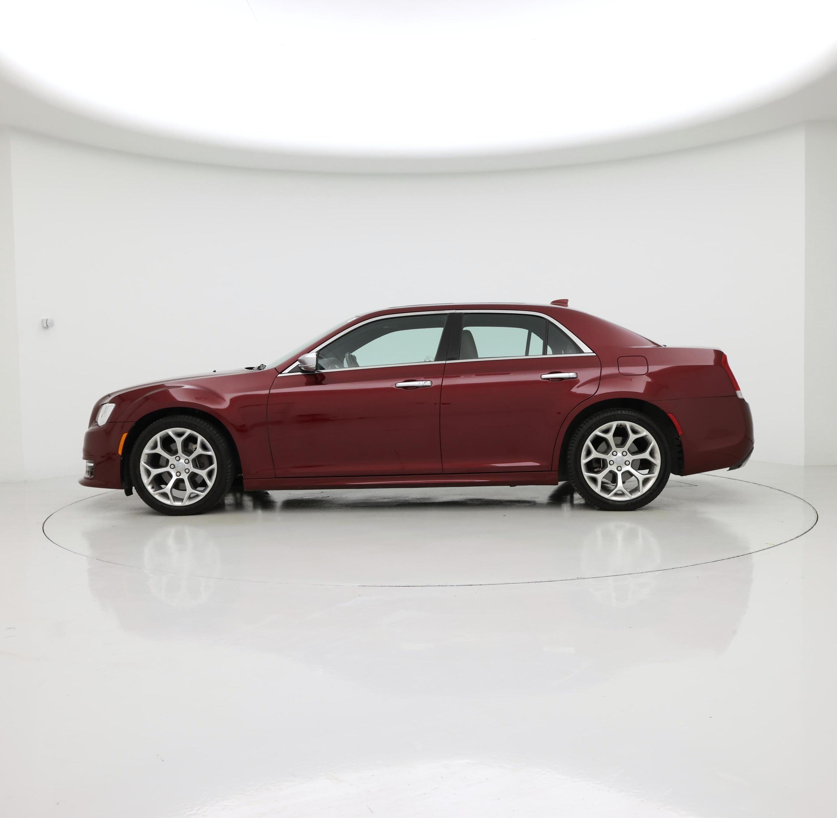 Thumbnail: 2020 Chrysler 300 - 3